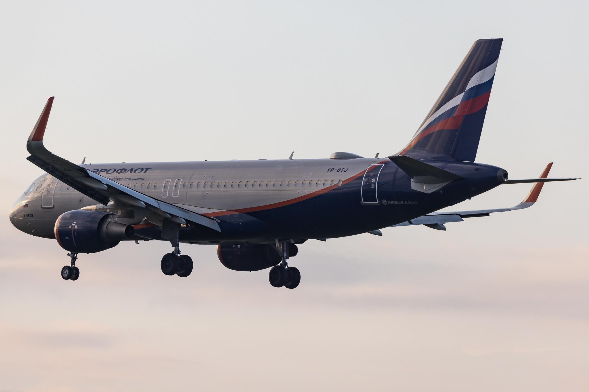 Hamburg Airport: Aeroflot (SU / AFL) |  Airbus A320-214 A320 | VP-BTJ | MSN 7902