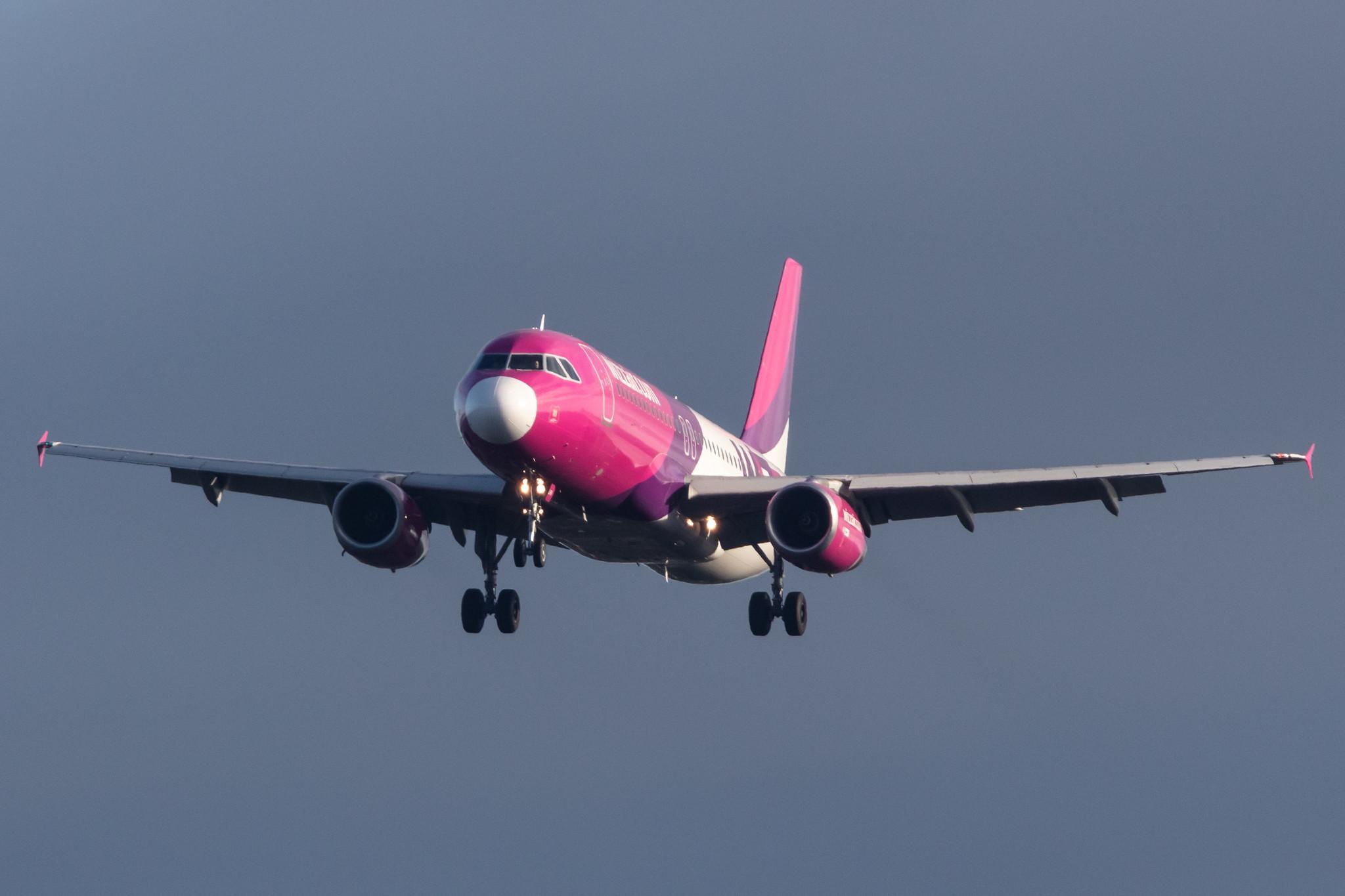 Hamburg Airport: Wizz Air (W6 / WZZ) |  Airbus A320-232 A320 | HA-LPR | MSN 3430