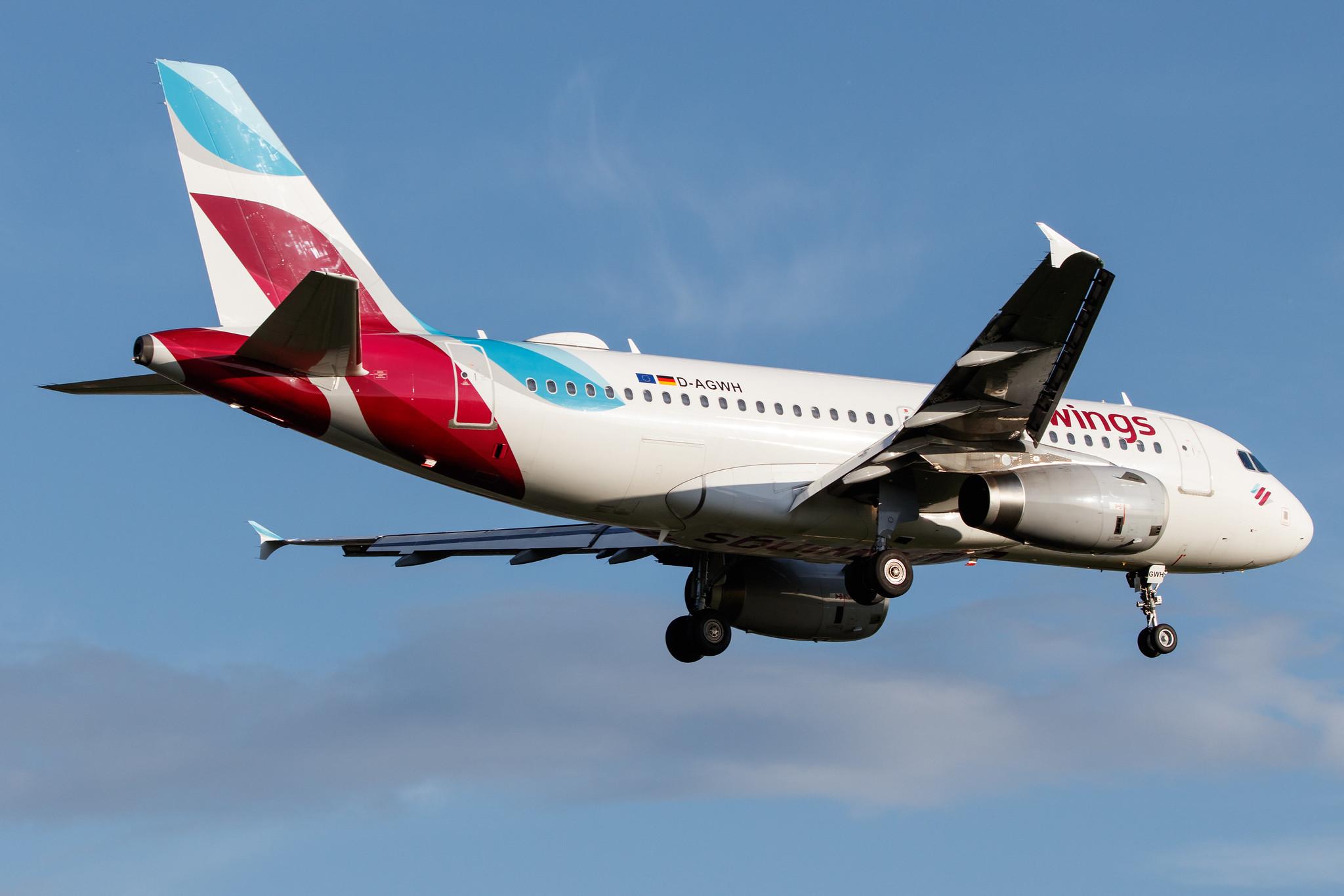 Hamburg Airport: Eurowings (EW / EWG) |  Airbus A319-132 A319 | D-AGWH | MSN 3352