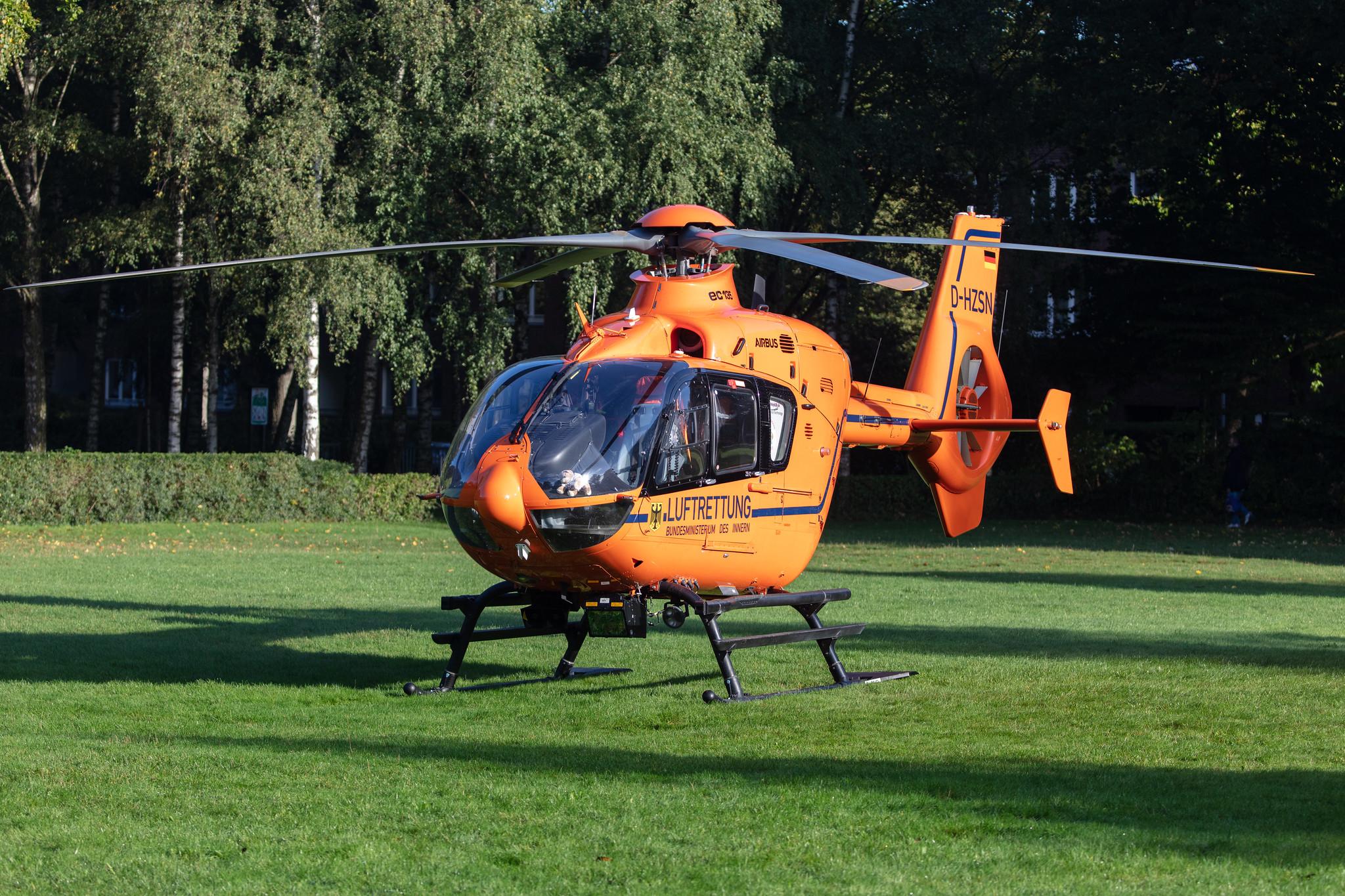 Hamburg Airport: Bundesministerium des Innern (BMI) | Airbus Helicopters H135 EC35 | D-HZSN | MSN 0629