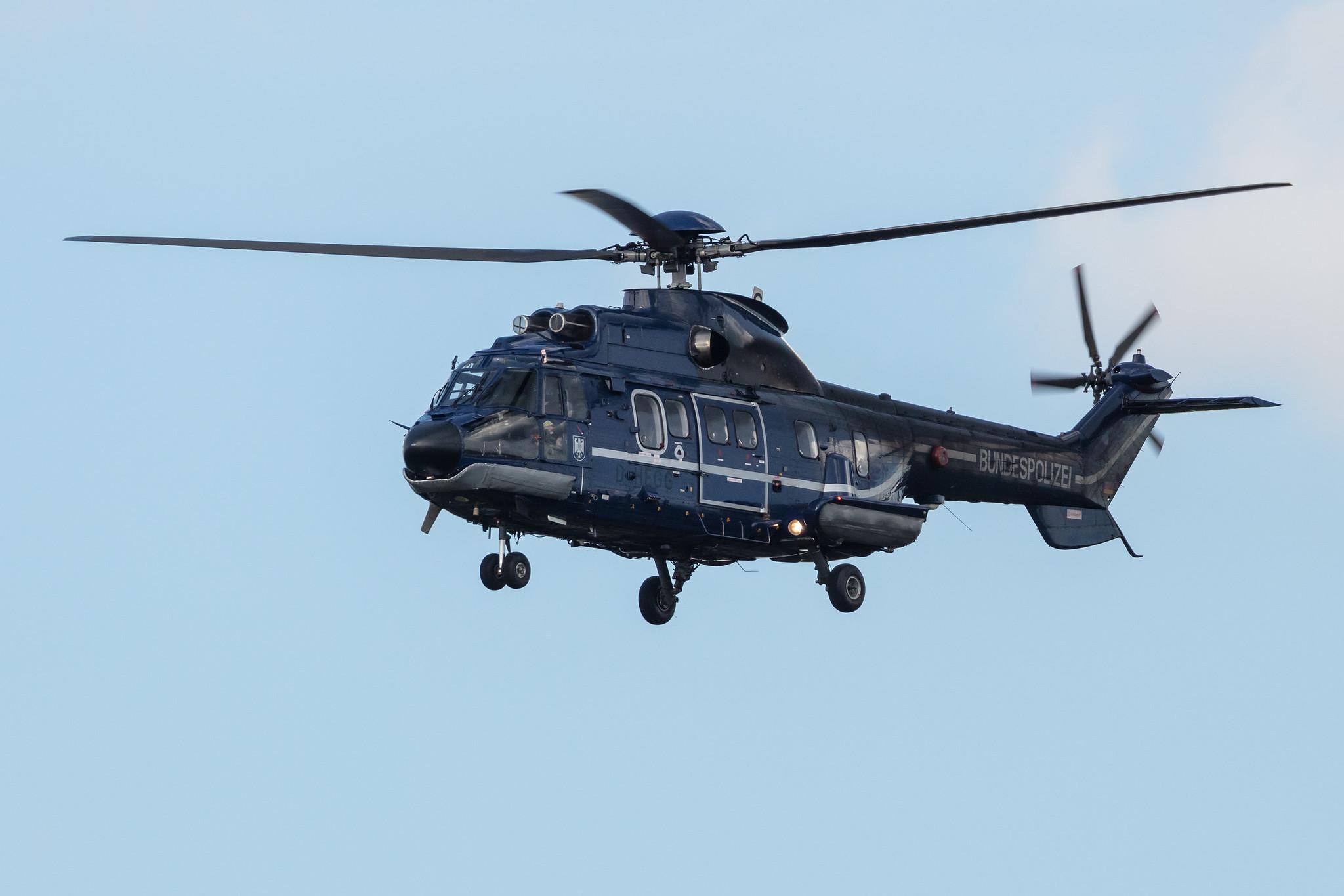 Hamburg Airport: Bundespolizei |  Airbus Helicopters H215 AS32 | D-HEGG | MSN 2101