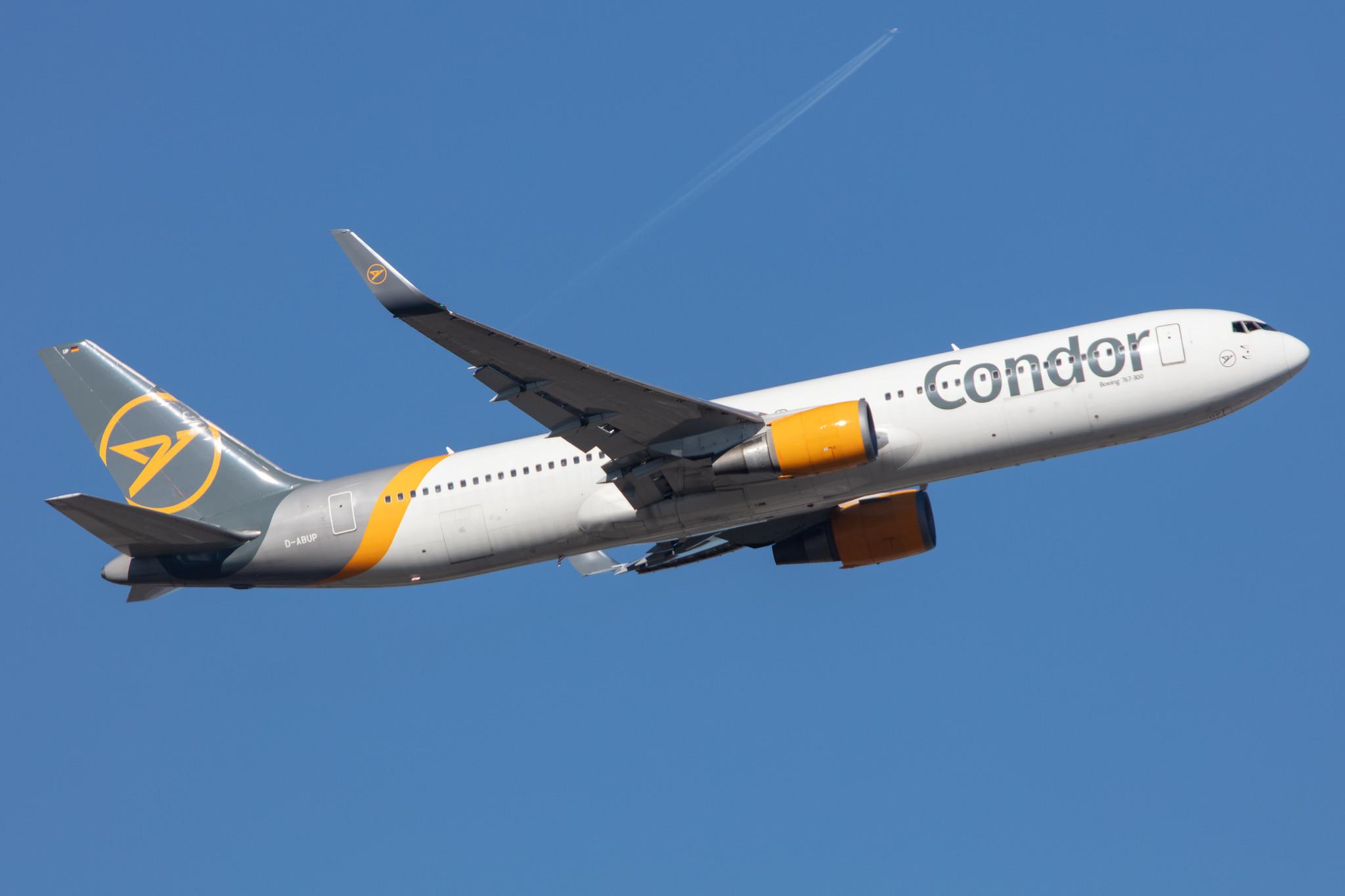 Frankfurt Airport: Condor (DE / CFG) |  Boeing 767-3Q8(ER) B763 | D-ABUP | MSN 30048