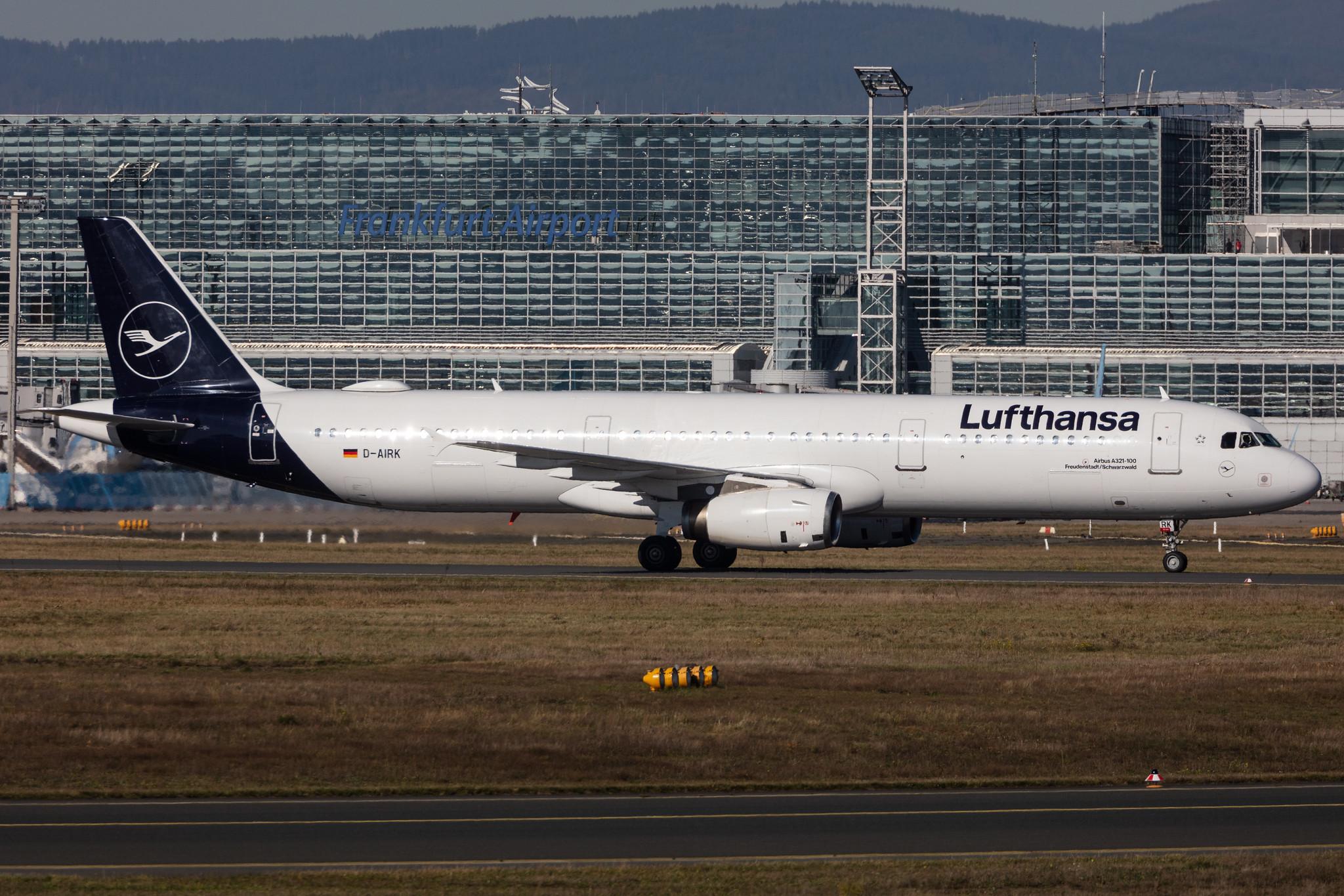 Frankfurt Airport: Lufthansa (LH / DLH) |  Airbus A321-131 A321 | D-AIRK | MSN 0502
