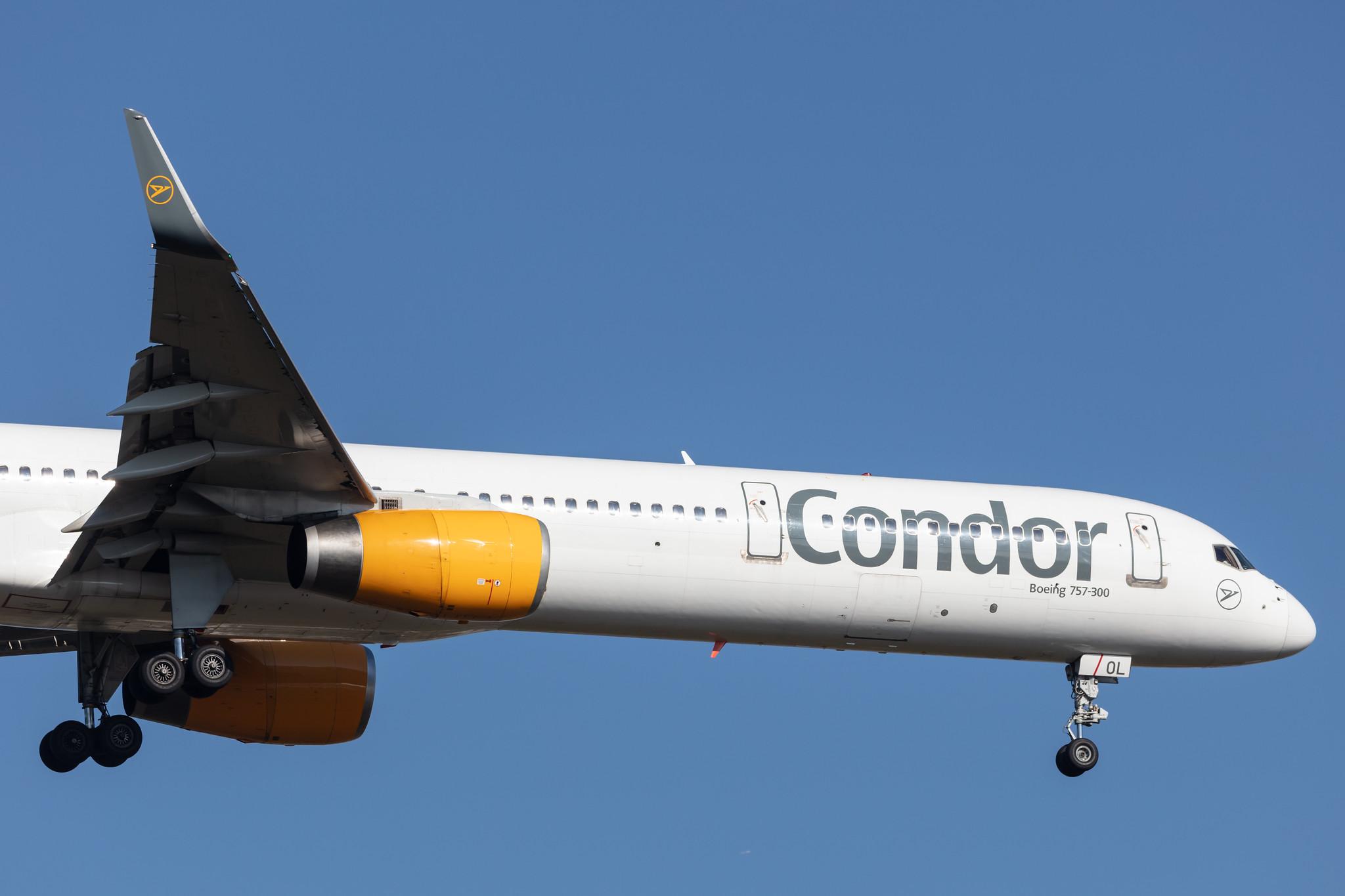 Frankfurt Airport: Condor (DE / CFG) |  Boeing 757-330 B753 | D-ABOL | MSN 29021