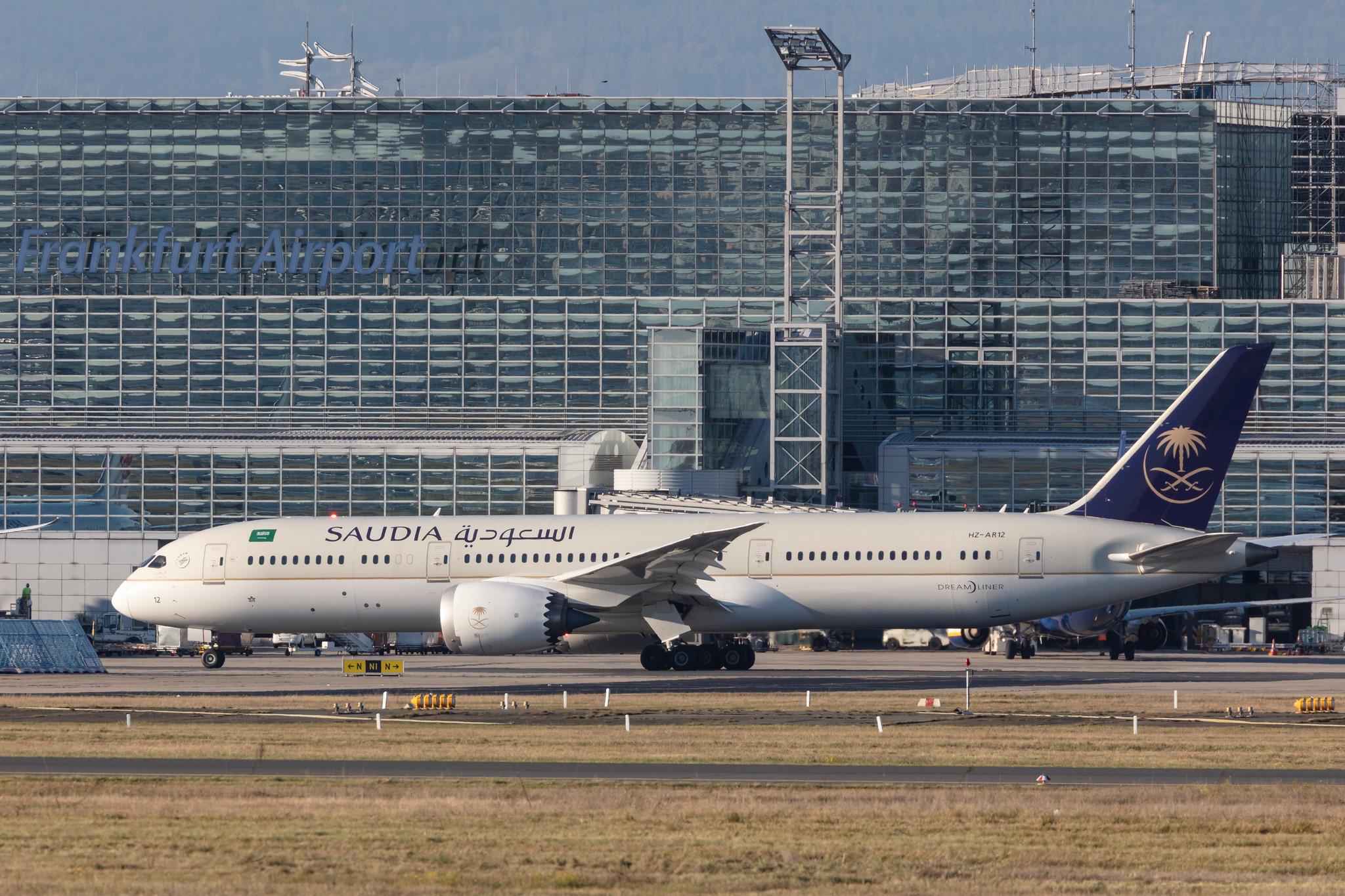 Frankfurt Airport: Saudia (SV / SVA) |  Boeing 787-9 Dreamliner B789 | HZ-AR12 | MSN 40046