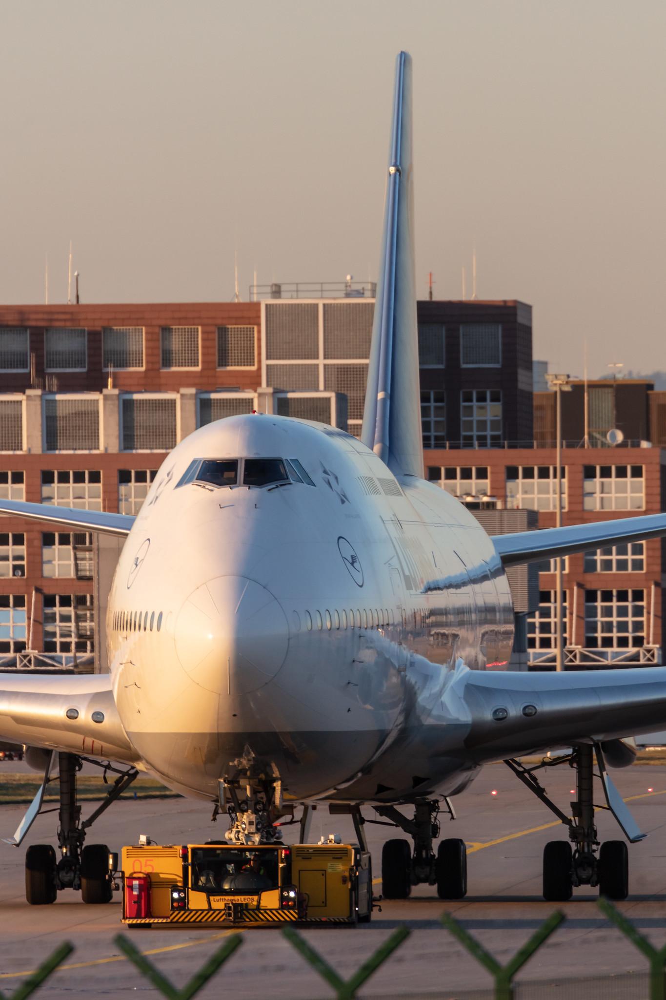 Frankfurt Airport: Lufthansa (LH / DLH) |  Boeing 747-830 B748 | D-ABYJ | MSN 37834