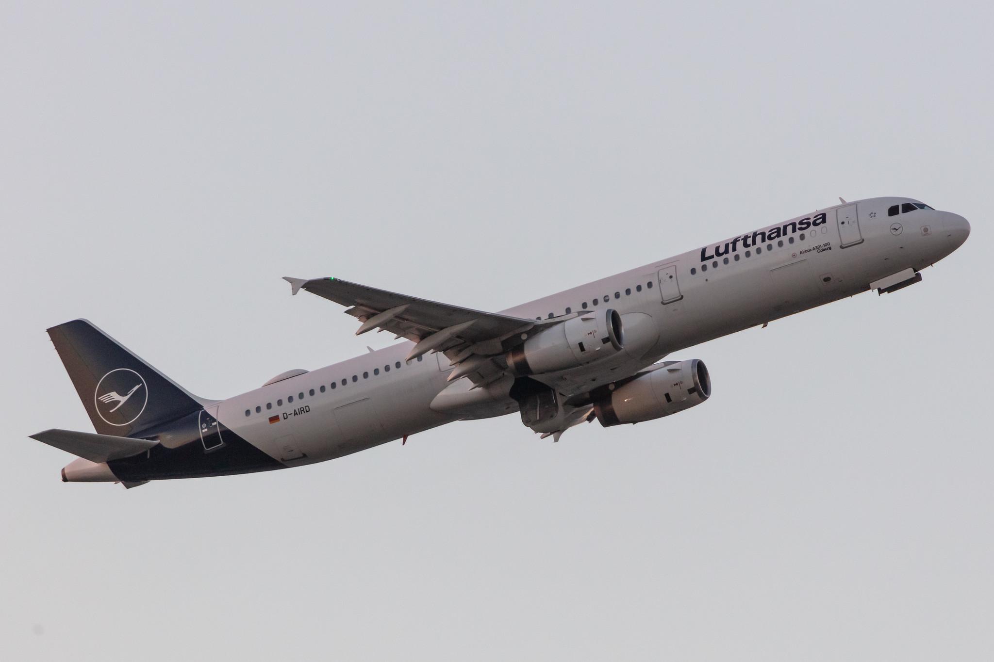 Frankfurt Airport: Lufthansa (LH / DLH) |  Airbus A321-131 A321 | D-AIRD | MSN 0474