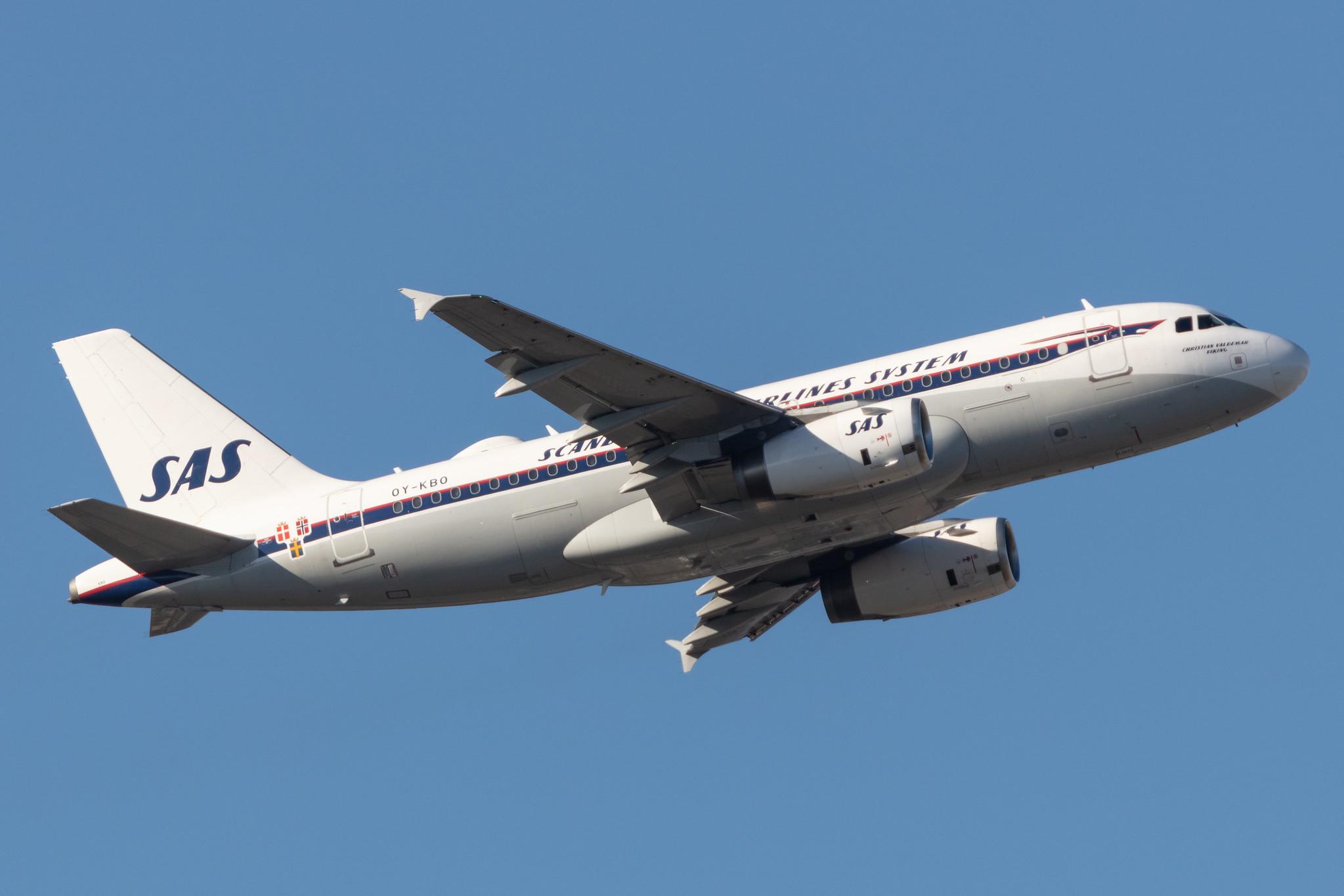 Frankfurt Airport: SAS (SK / SAS) |  Livery: Retro Livery |  Airbus A319-132 A319 | OY-KBO | MSN 2850