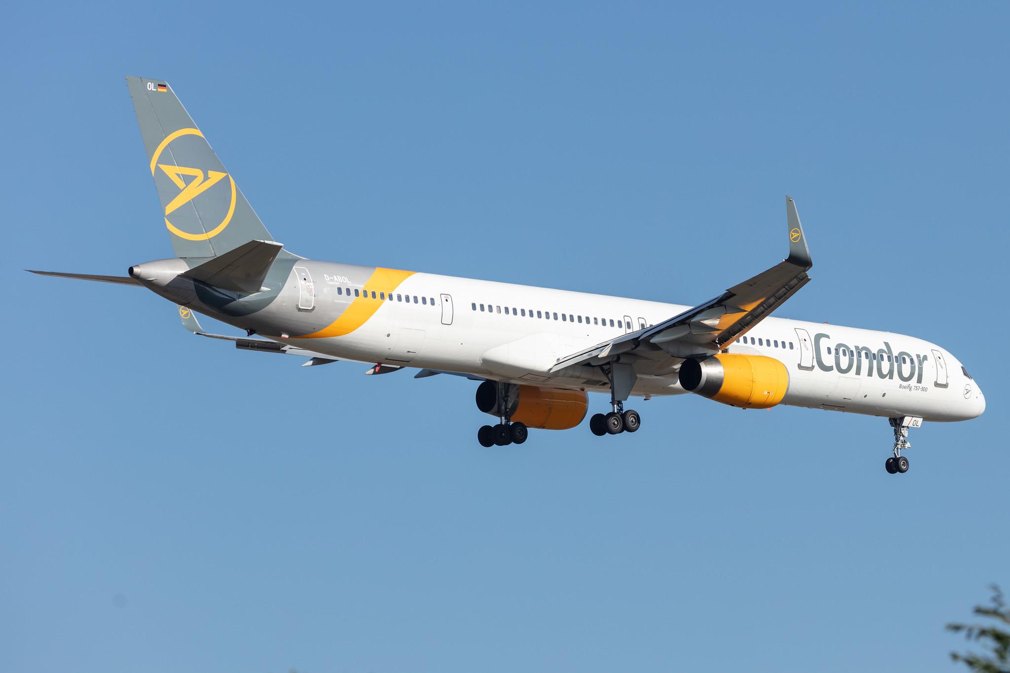 Frankfurt Airport: Condor (DE / CFG) |  Boeing 757-330 B753 | D-ABOL | MSN 29021