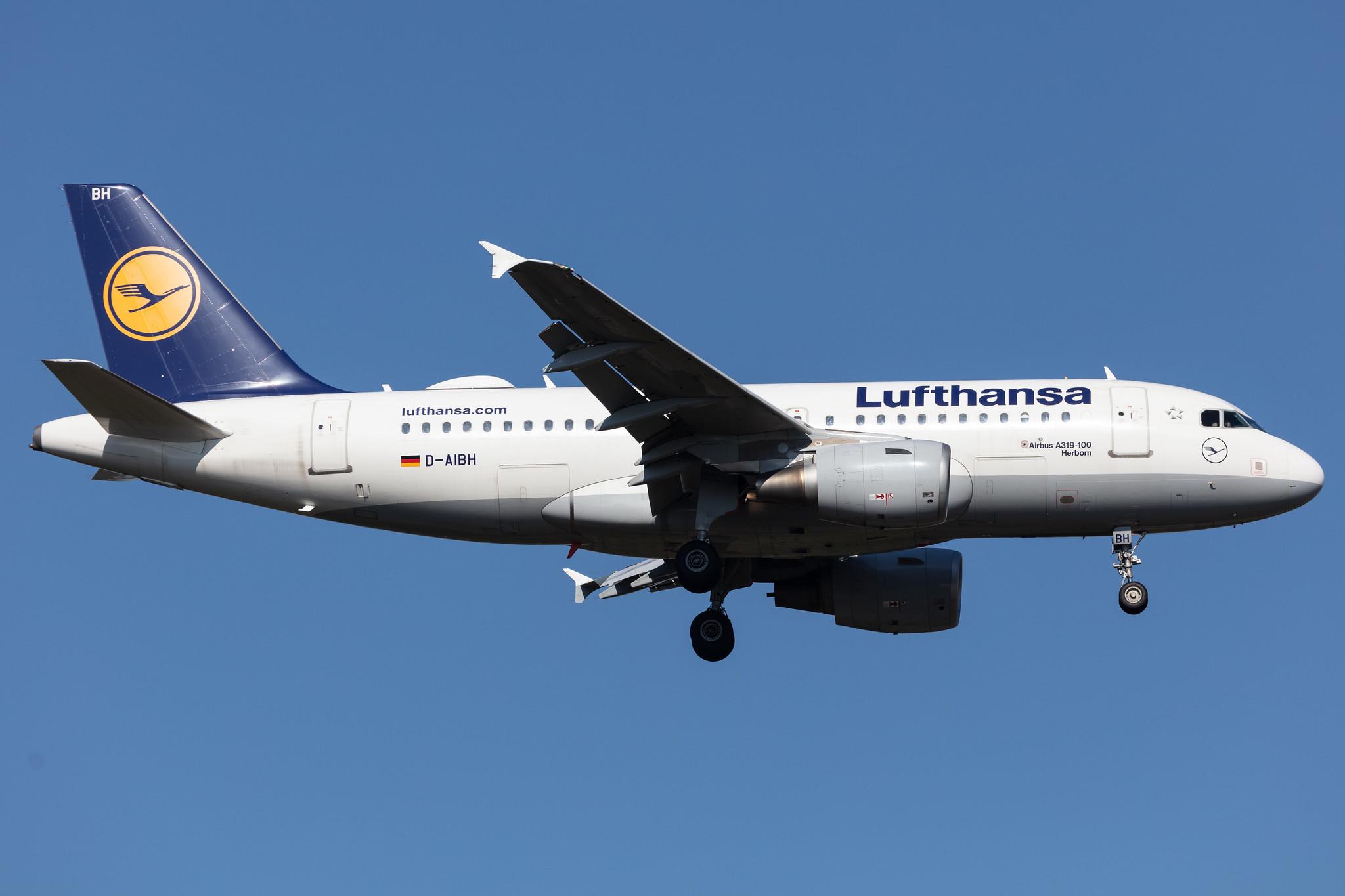 Frankfurt Airport: Lufthansa (LH / DLH) | Airbus A319-112 A319 | D-AIBH | MSN 5239