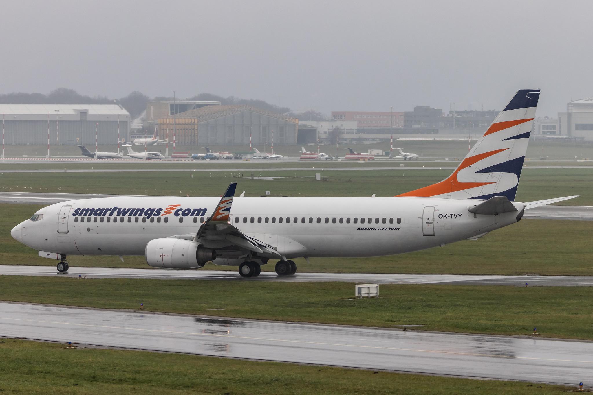Hamburg Airport: Smartwings (QS / TVS) |  Boeing 737-8Q8 B738 | OK-TVY | MSN 30724