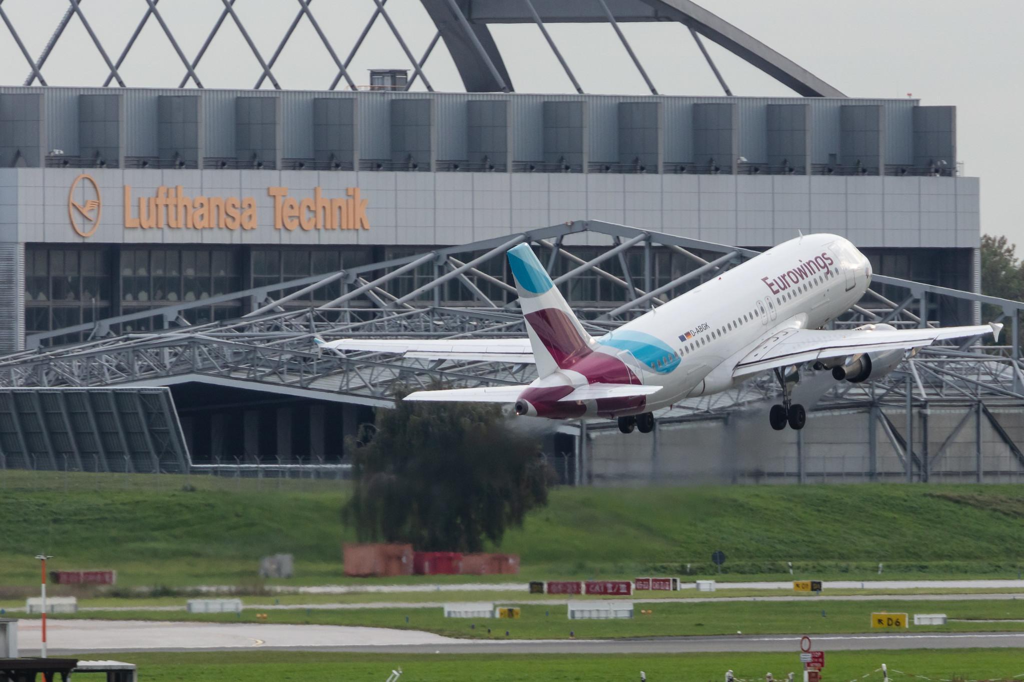 Hamburg Airport: Eurowings (EW / EWG) |  Airbus A319-112 A319 | D-ABGK | MSN 3447