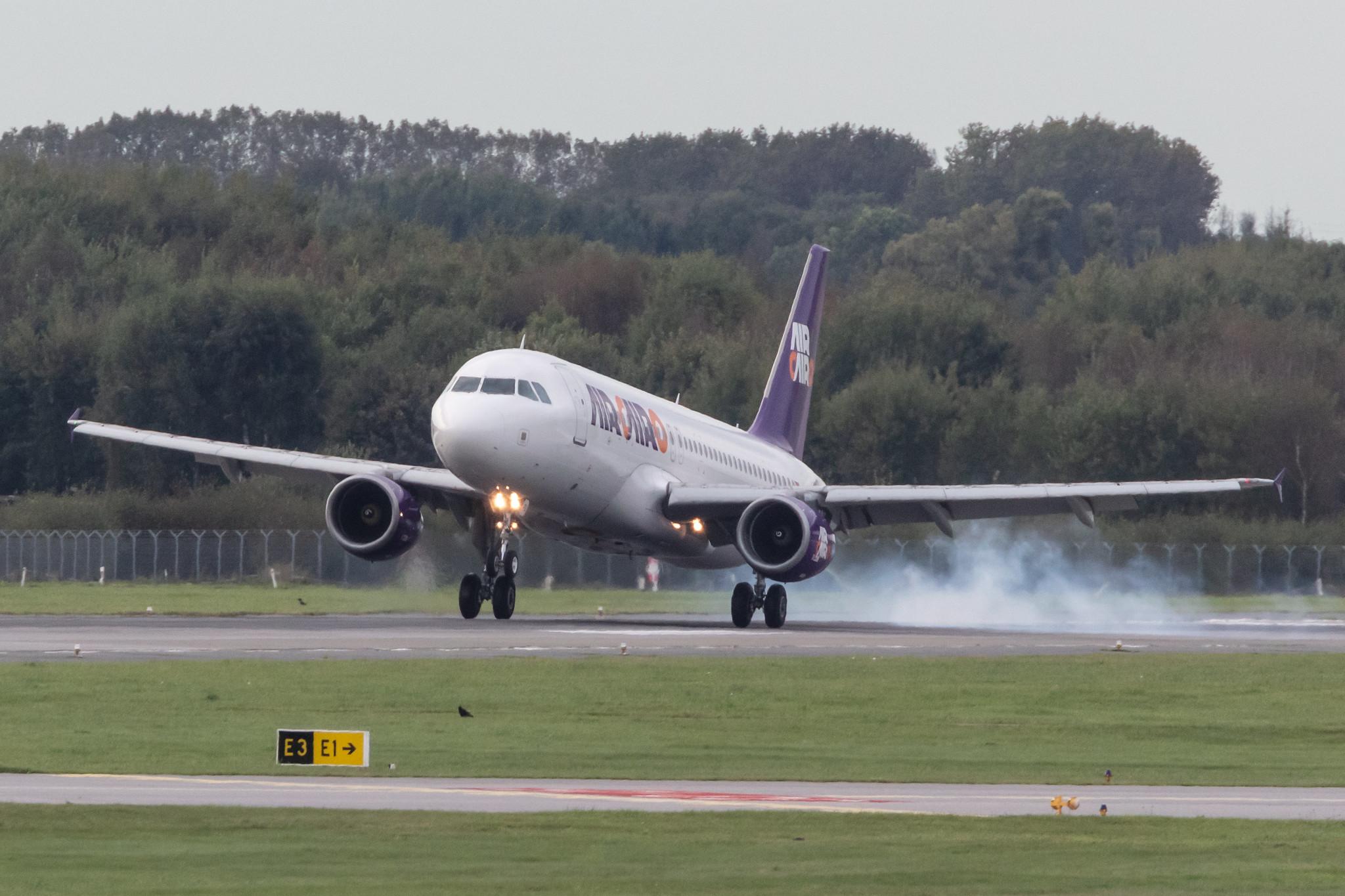 Hamburg Airport: Air Cairo (SM / MSC) |  Airbus A320-214 A320 | SU-BPU | MSN 2937