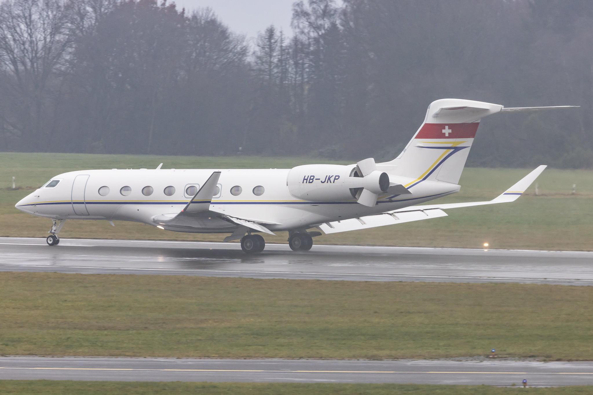 Hamburg Airport: Jet Aviation Business Jets (/ PJS) |  Gulfstream G650 GLF6 | HB-JKP | MSN 6370