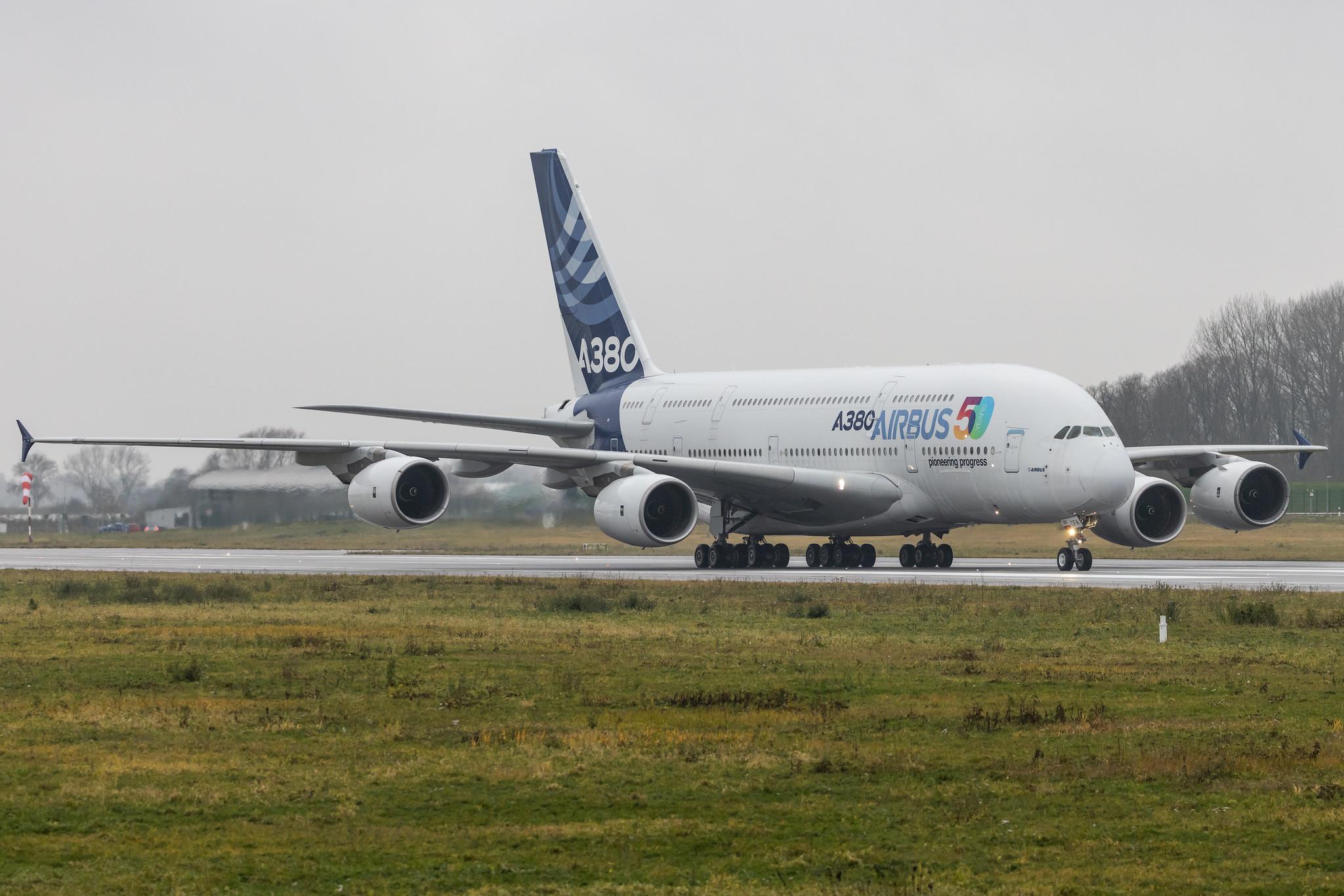 Hamburg Finkenwerder: Airbus (/ AIB) |  Airbus A380-841 A388 | F-WWOW | MSN 001