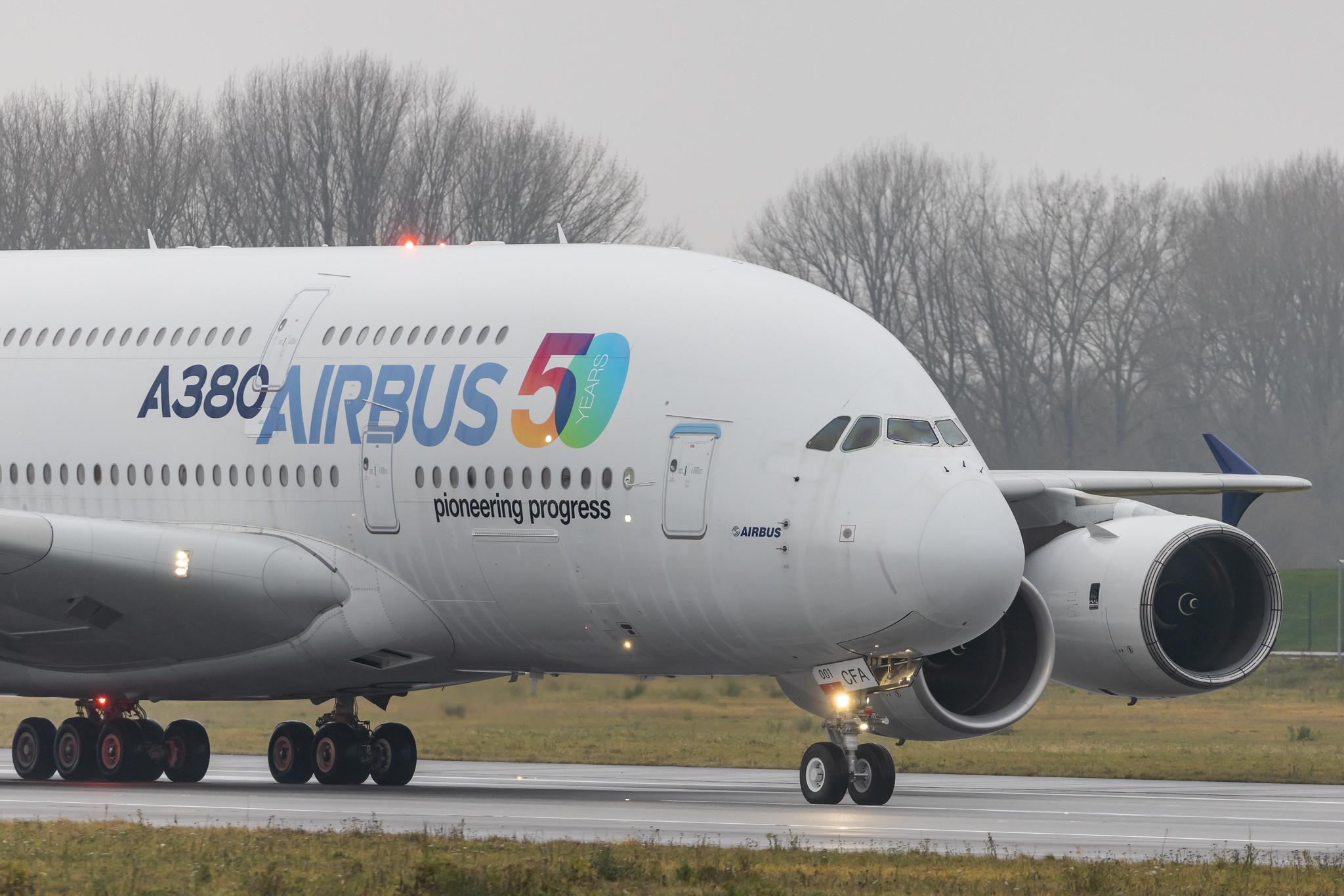 Hamburg Finkenwerder: Airbus (/ AIB) |  Airbus A380-841 A388 | F-WWOW | MSN 001