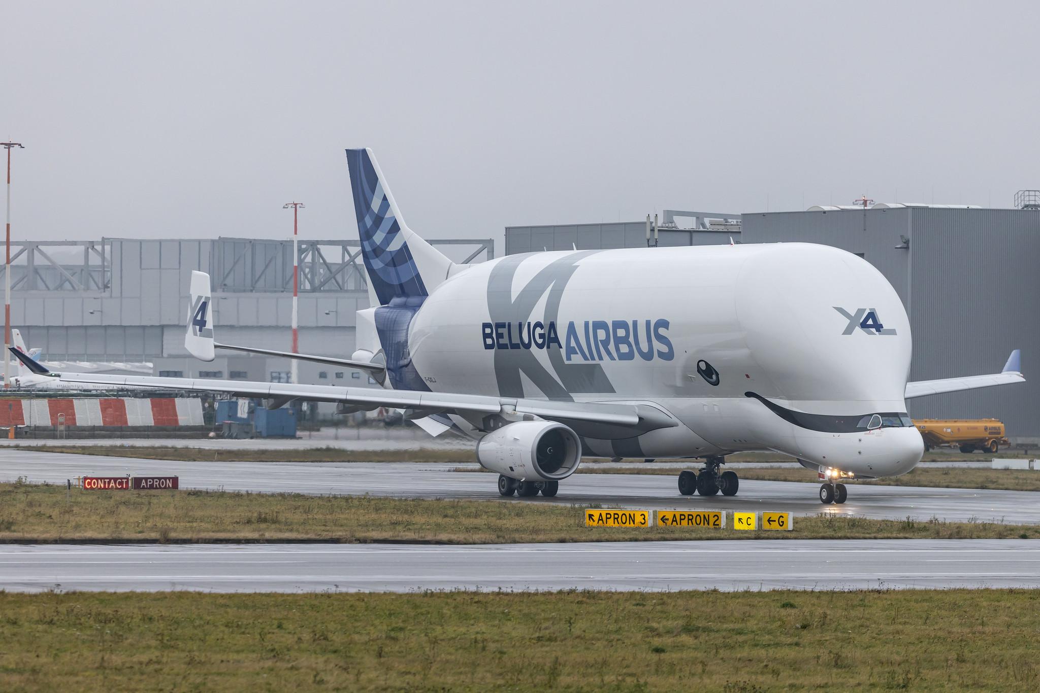 Hamburg Finkenwerder: Airbus Transport International (4Y / BGA) |  Airbus A330-743L Beluga XL A337 | F-GXLJ | MSN 1985
