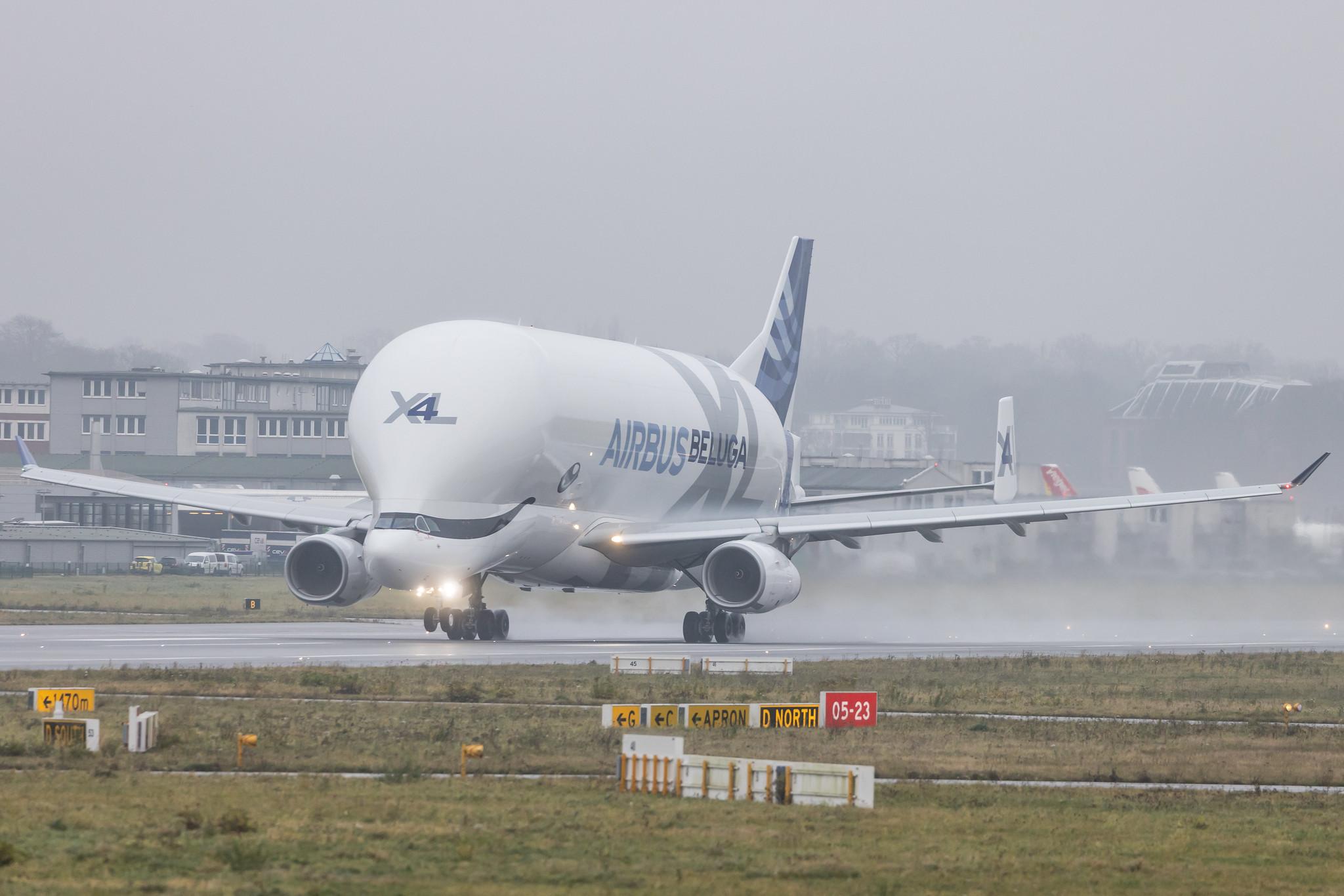 Hamburg Finkenwerder: Airbus Transport International (4Y / BGA) |  Airbus A330-743L Beluga XL A337 | F-GXLJ | MSN 1985