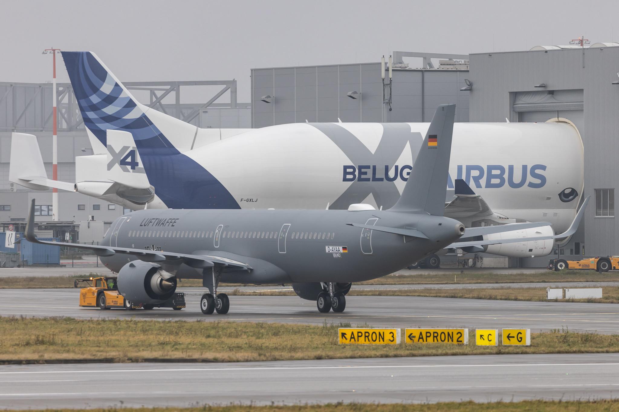 Hamburg Finkenwerder: German Air Force (/ GAF) |  Airbus A321-251NX A21N | D-AYAA (15+11) | MSN 10528