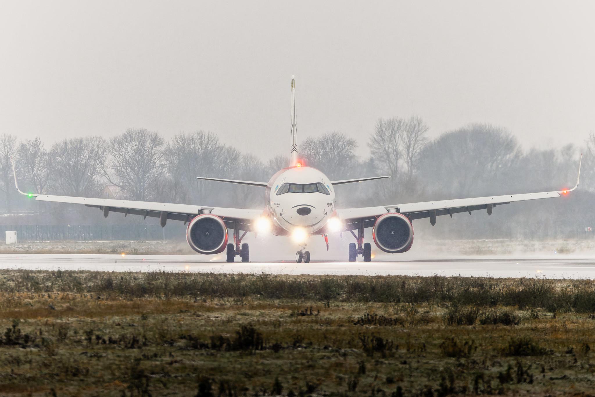 Hamburg Finkenwerder: Azul Linhas Aéreas Brasileiras  (AD / AZU) | Livery: Minnie Mouse - Walt Disney World | Airbus A321-251NX A21N | D-AVWX (PR-YJF) | MSN 10793