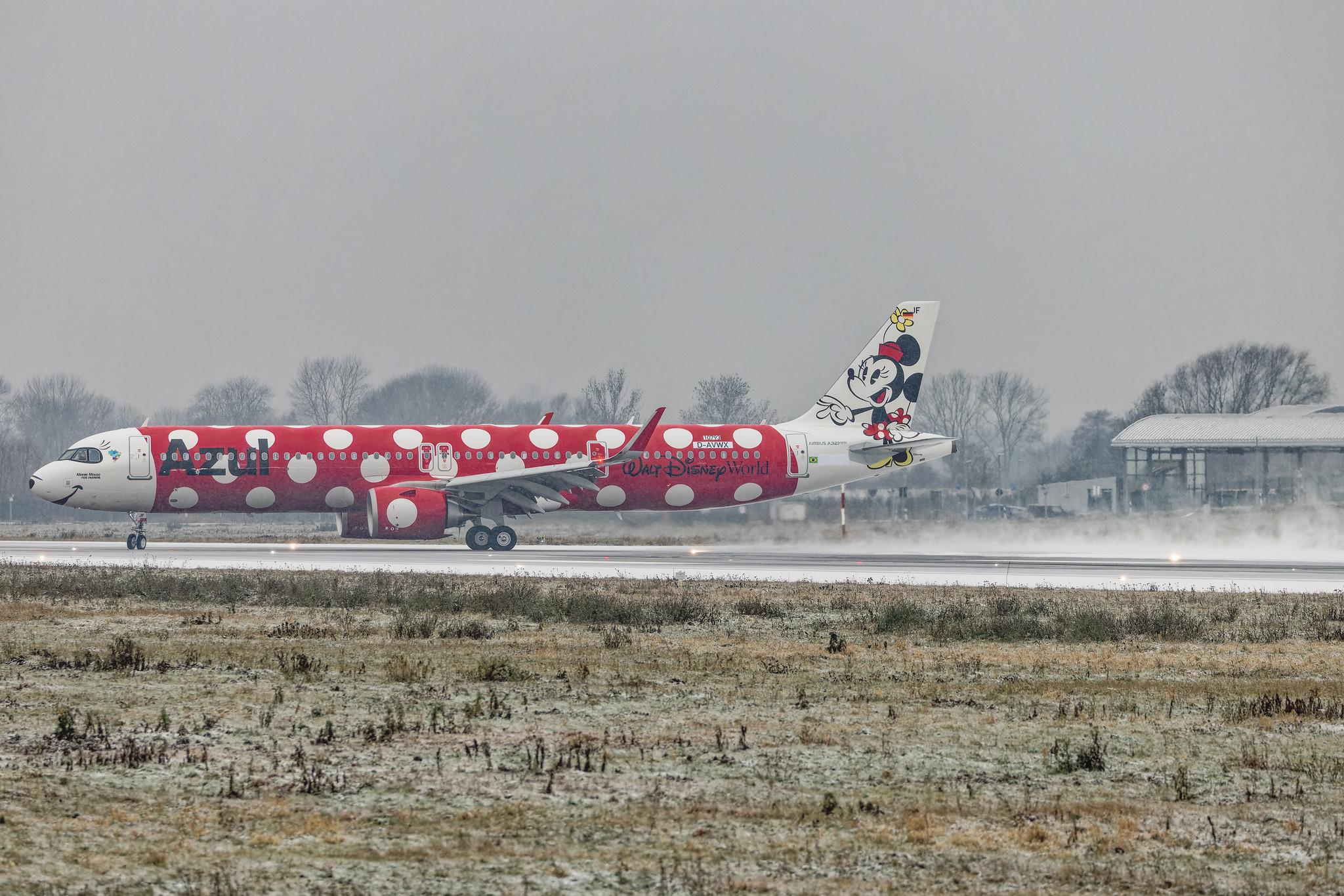 Hamburg Finkenwerder: Azul Linhas Aéreas Brasileiras  (AD / AZU) | Livery: Minnie Mouse - Walt Disney World | Airbus A321-251NX A21N | D-AVWX (PR-YJF) | MSN 10793