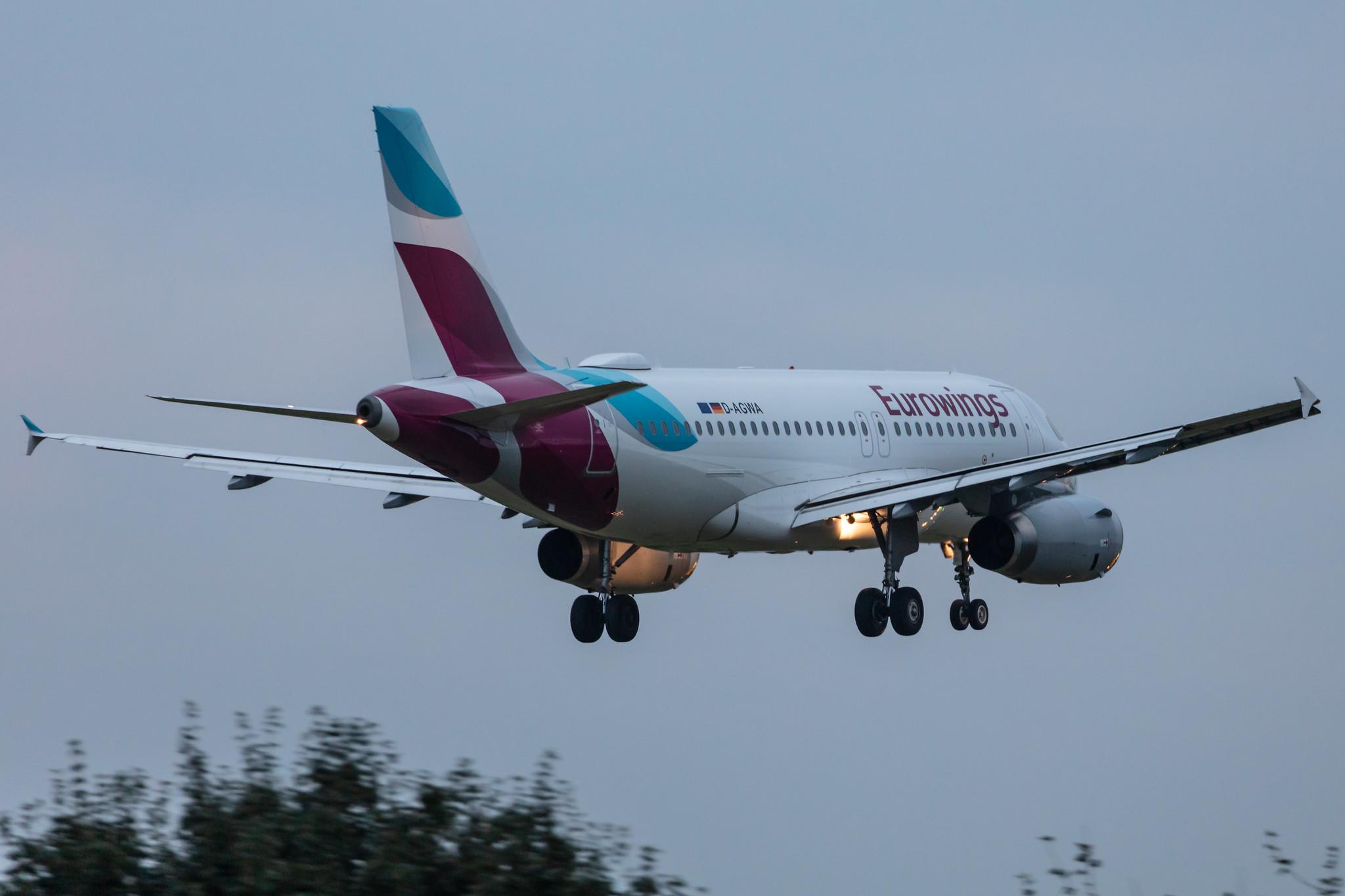 Hamburg Airport: Eurowings (EW / EWG) |  Airbus A319-132 A319 | D-AGWA | MSN 2813
