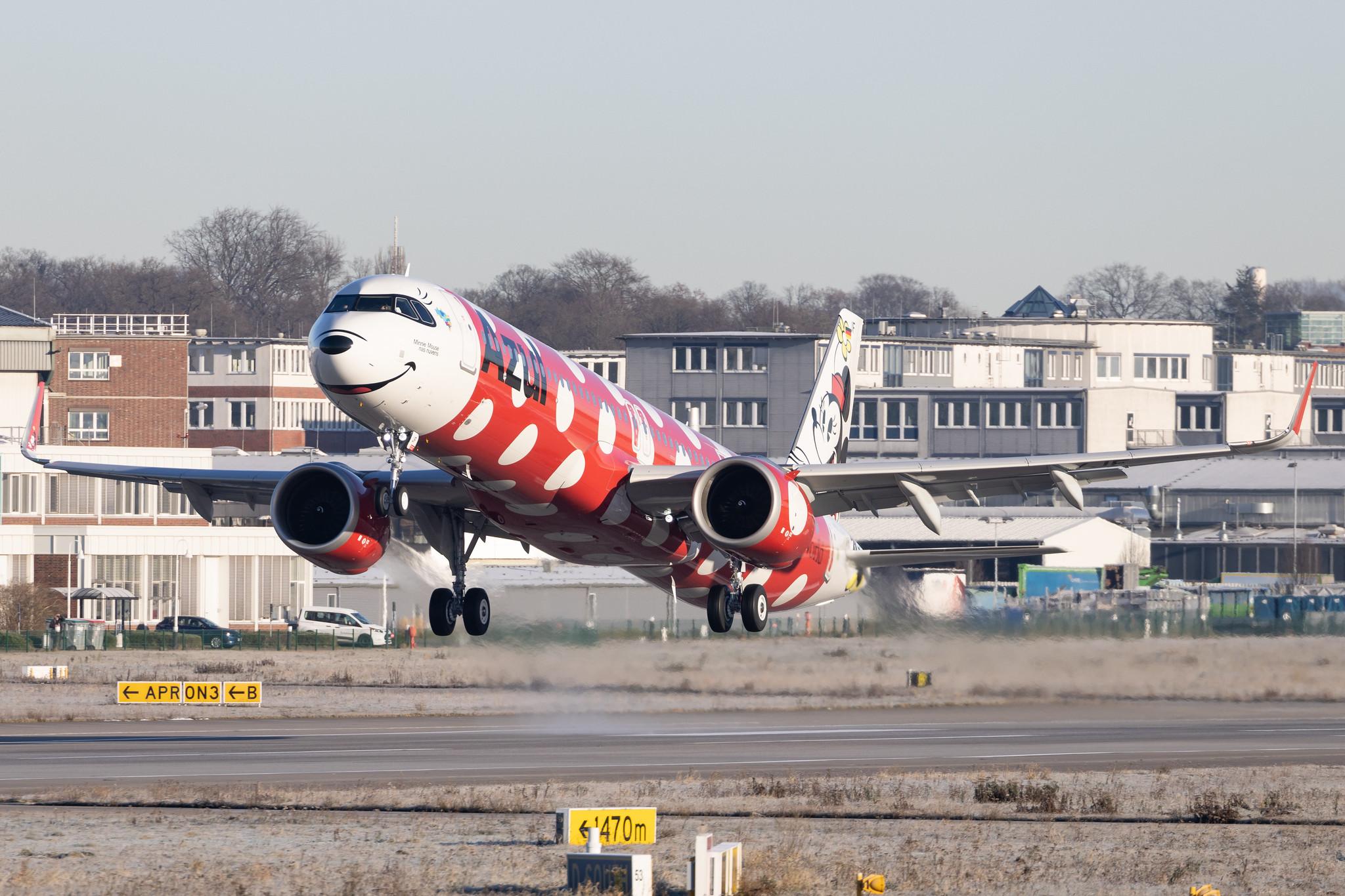 Hamburg Finkenwerder: Azul Linhas Aéreas Brasileiras  (AD / AZU) | Livery: Minnie Mouse - Walt Disney World | Airbus A321-251NX A21N | D-AVWX (PR-YJF) | MSN 10793