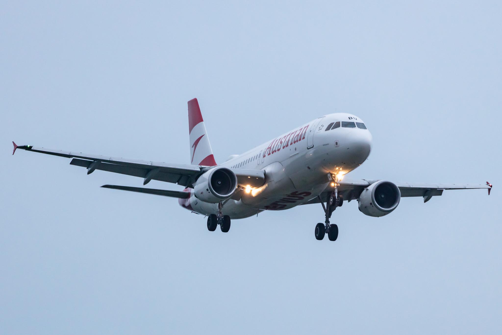 Hamburg Airport: Austrian Airlines (OS / AUA) |  Airbus A320-214 A320 | OE-LBU | MSN 1478