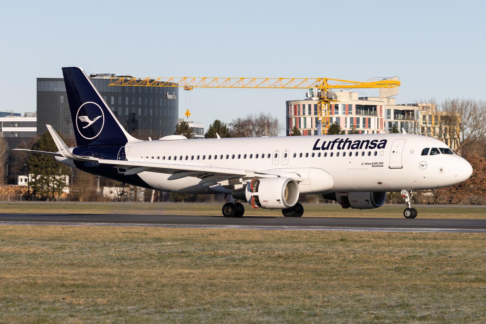Hamburg Airport: Lufthansa (LH / DLH) |  Airbus A320-214 A320 | D-AIZX | MSN 5741