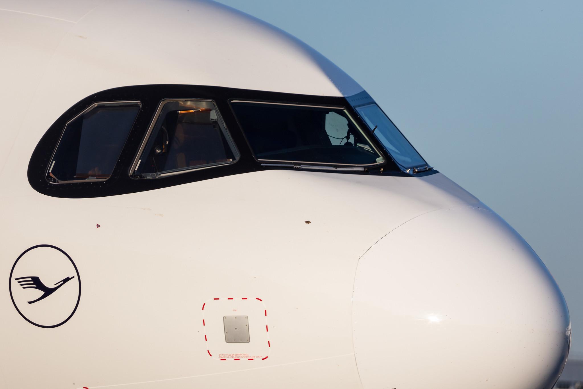 Frankfurt Airport: Lufthansa (LH / DLH) |  Airbus A320-271N A20N | D-AIJA | MSN 09555