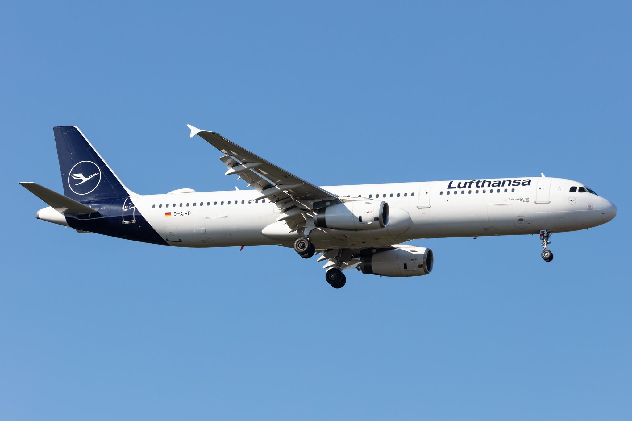 Frankfurt Airport: Lufthansa (LH / DLH) |  Airbus A321-131 A321 | D-AIRD | MSN 0474