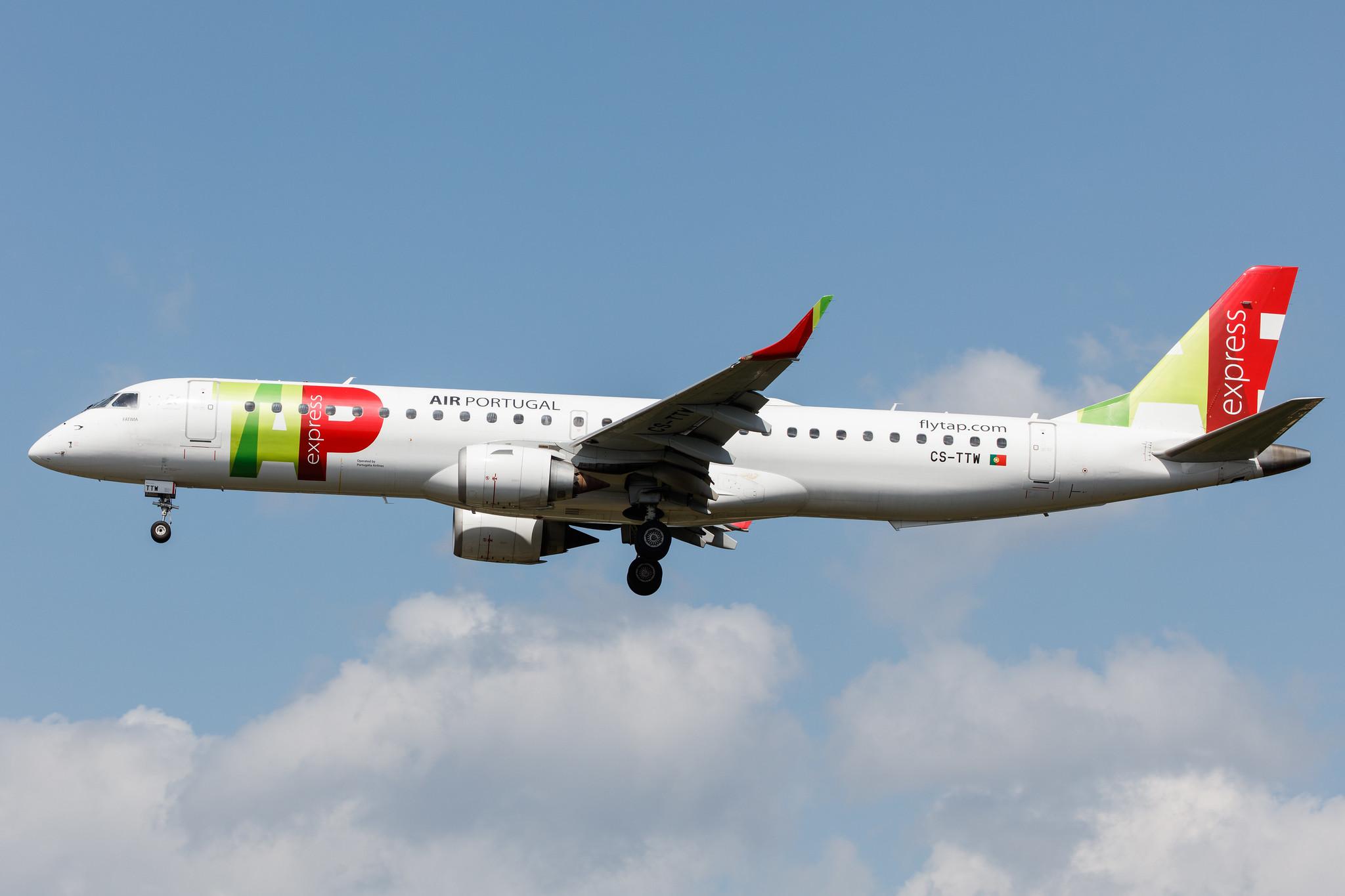 Hamburg Airport: TAP Express (TP / TAP) | Operator: Portugália Airlines |  Embraer E195AR E195 | CS-TTW | MSN 19000407