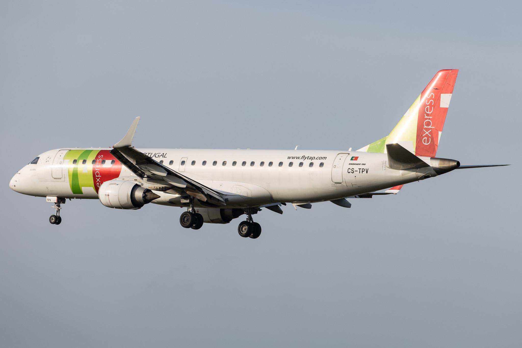 Hamburg Airport: TAP Express (TP / TAP) | Operator: Portugália Airlines |  Embraer E190LR E190 | CS-TPV | MSN 19000541