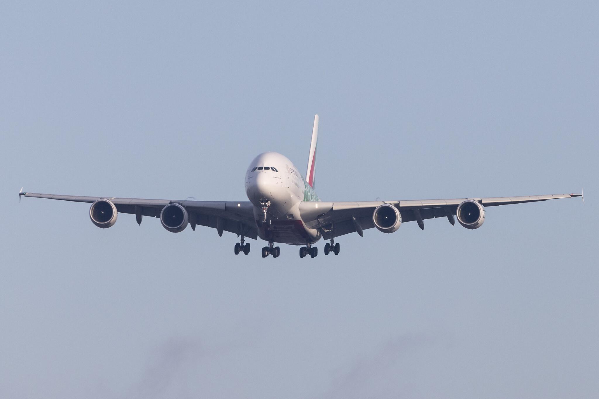 Hamburg Airport: Emirates (EK / UAE) |  Livery: Expo 2020 - Sustainability Livery |  Airbus A380-861 A388 | A6-EON | MSN 188
