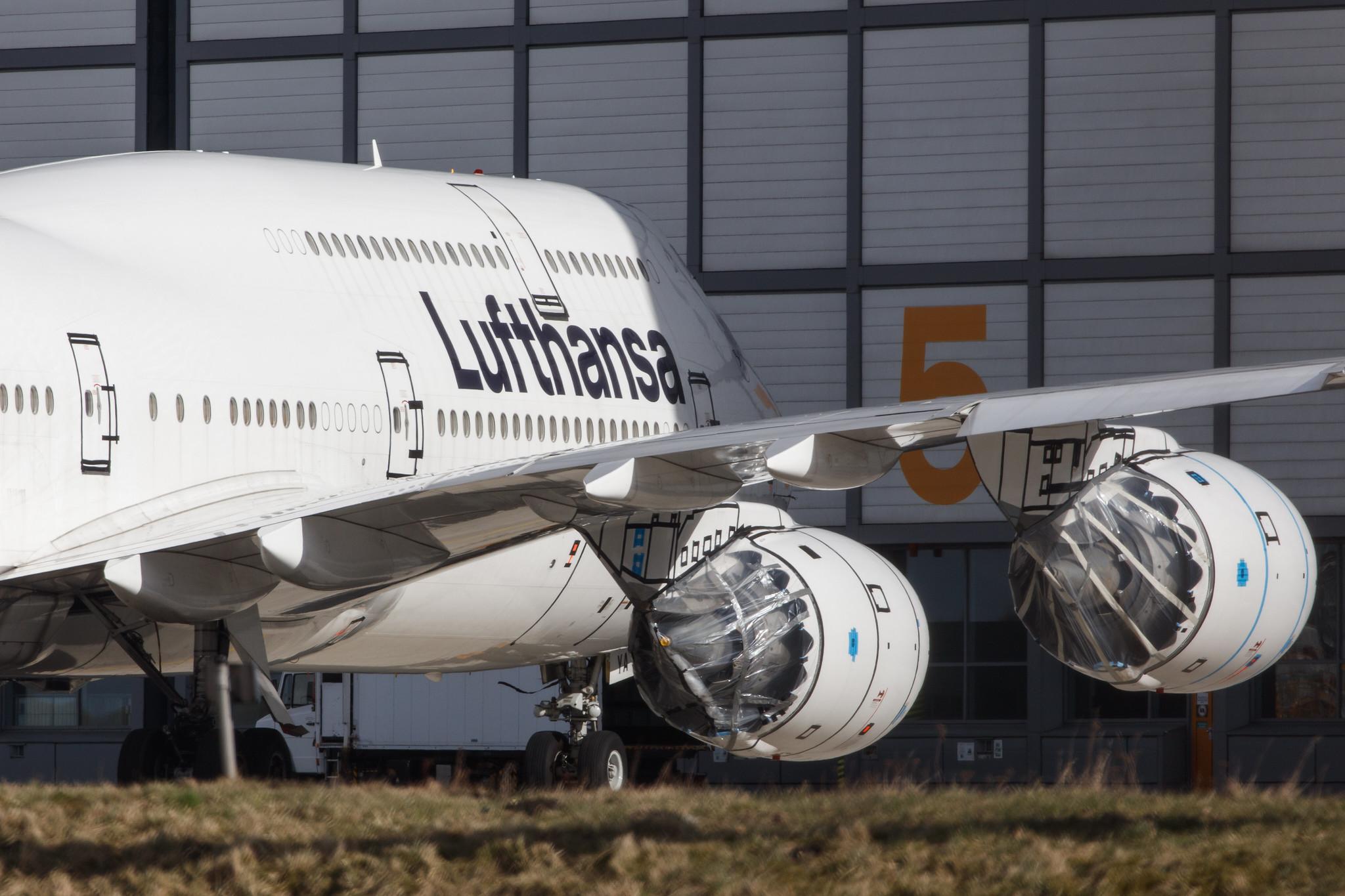 Hamburg Airport: Lufthansa (LH / DLH) |  Boeing 747-830 B748 | D-ABYA | MSN 37827