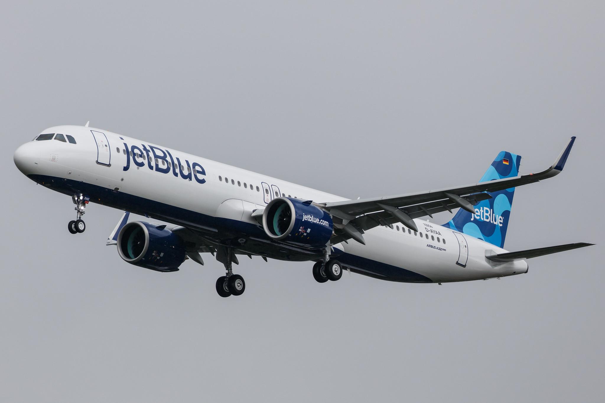 Hamburg Airport: JetBlue Airways (B6 / JBU) |  Airbus A321-271NX A21N | D-AYAA (N2142J) | MSN 10254