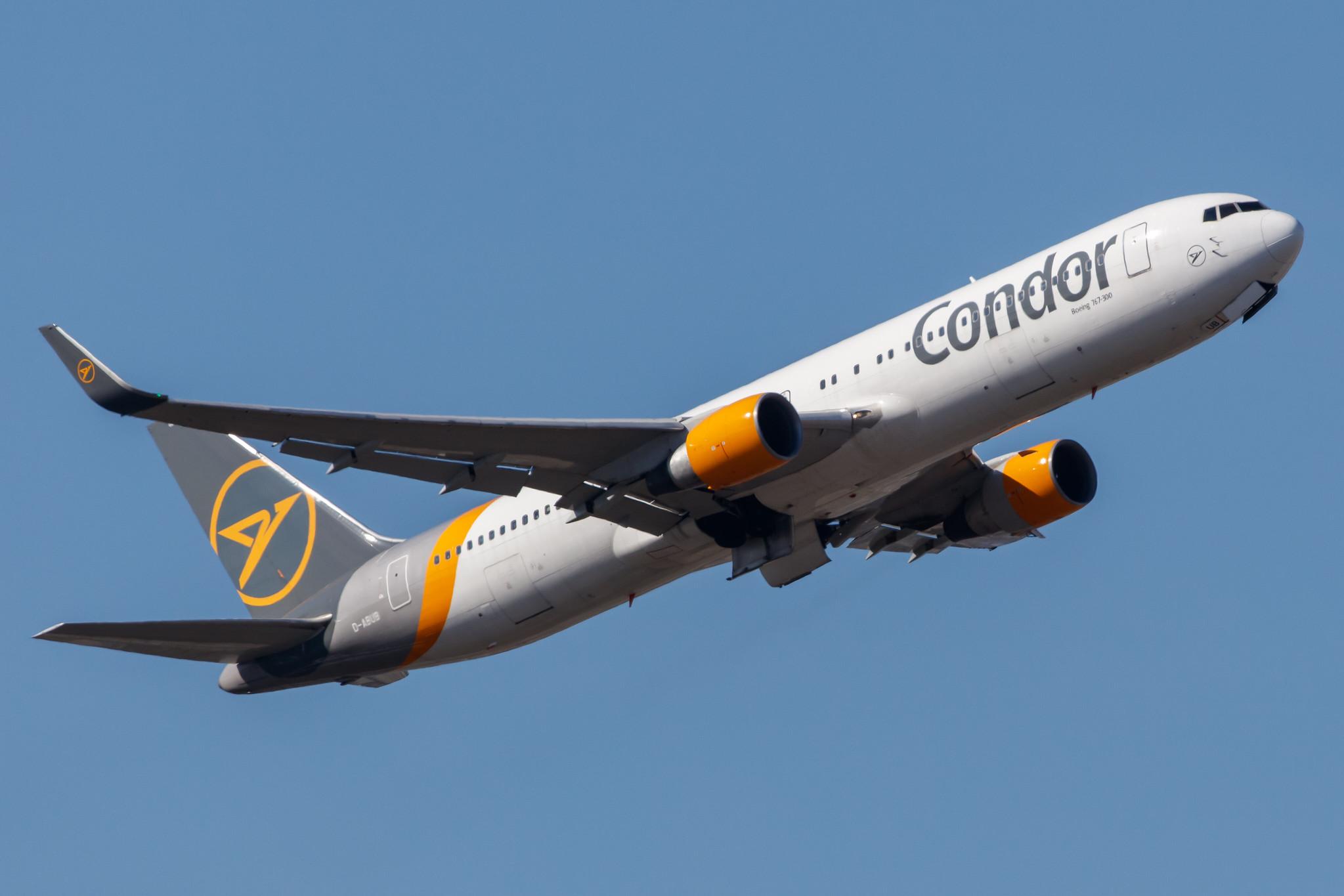 Frankfurt Airport: Condor (DE / CFG) |  Boeing 767-330(ER) B763 | D-ABUB | MSN 26987