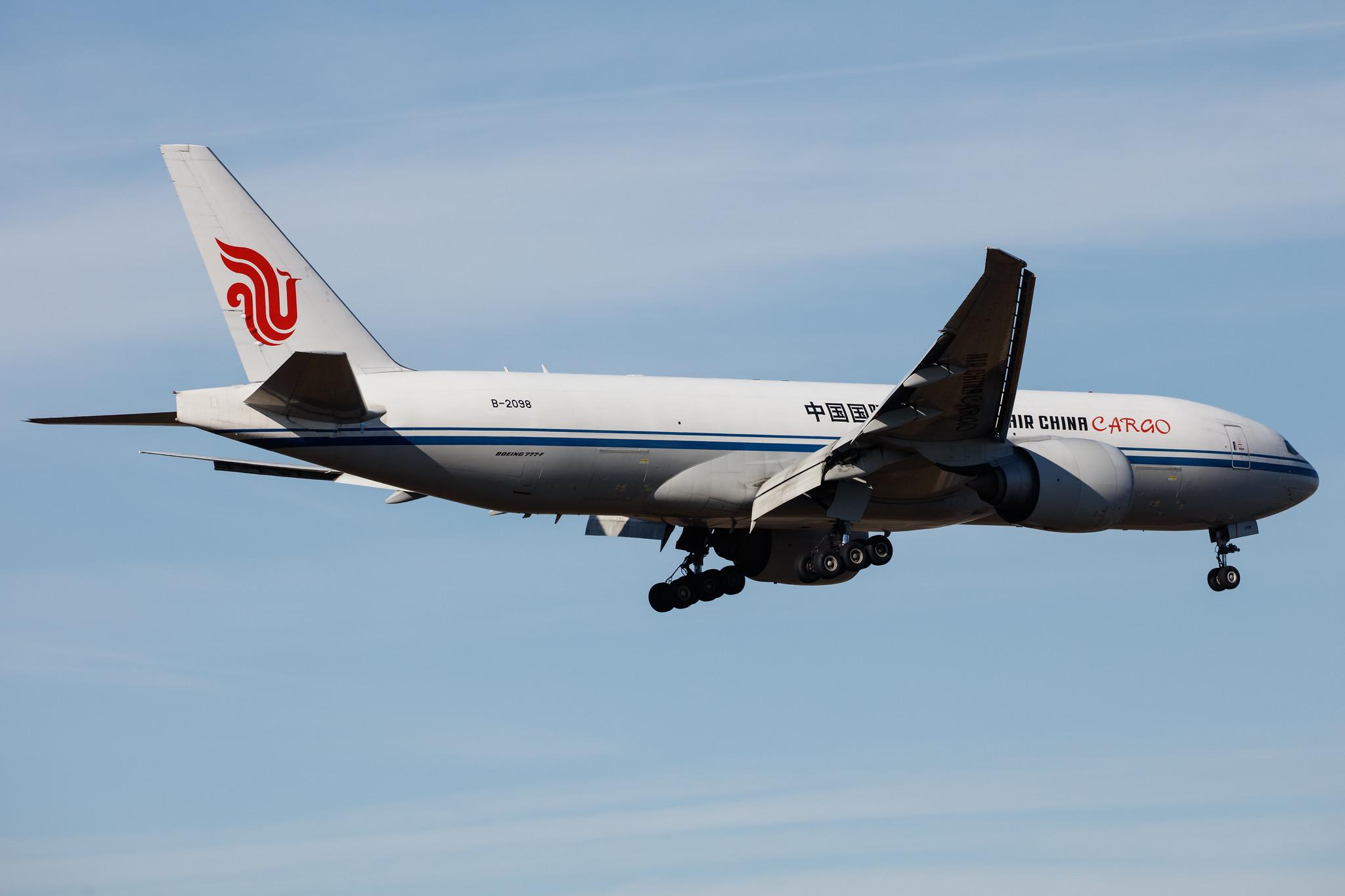 Frankfurt Airport: Air China Cargo (/ CAO) |  Boeing 777-FFT B77L | B-2098 | MSN 44681