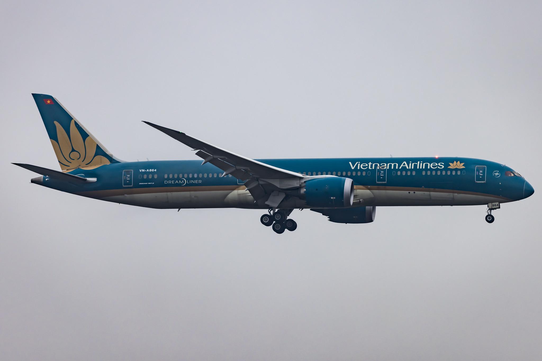 Frankfurt Airport: Vietnam Airlines (VN / HVN) |  Boeing 787-9 Dreamliner B789 | VN-A864 | MSN 35154