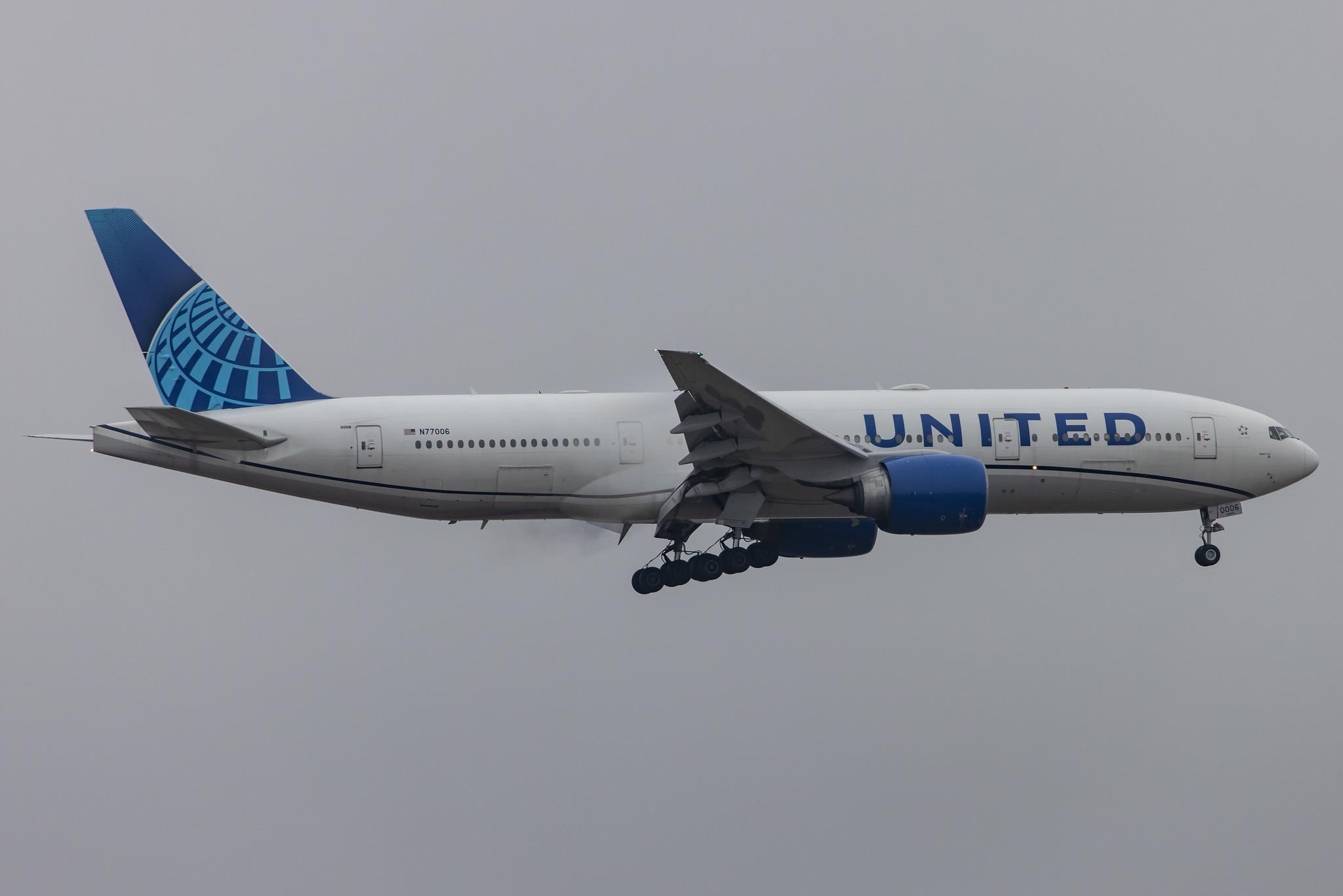 Frankfurt Airport: United Airlines (UA / UAL) |  Boeing 777-224(ER) B772 | N77006 | MSN 29476