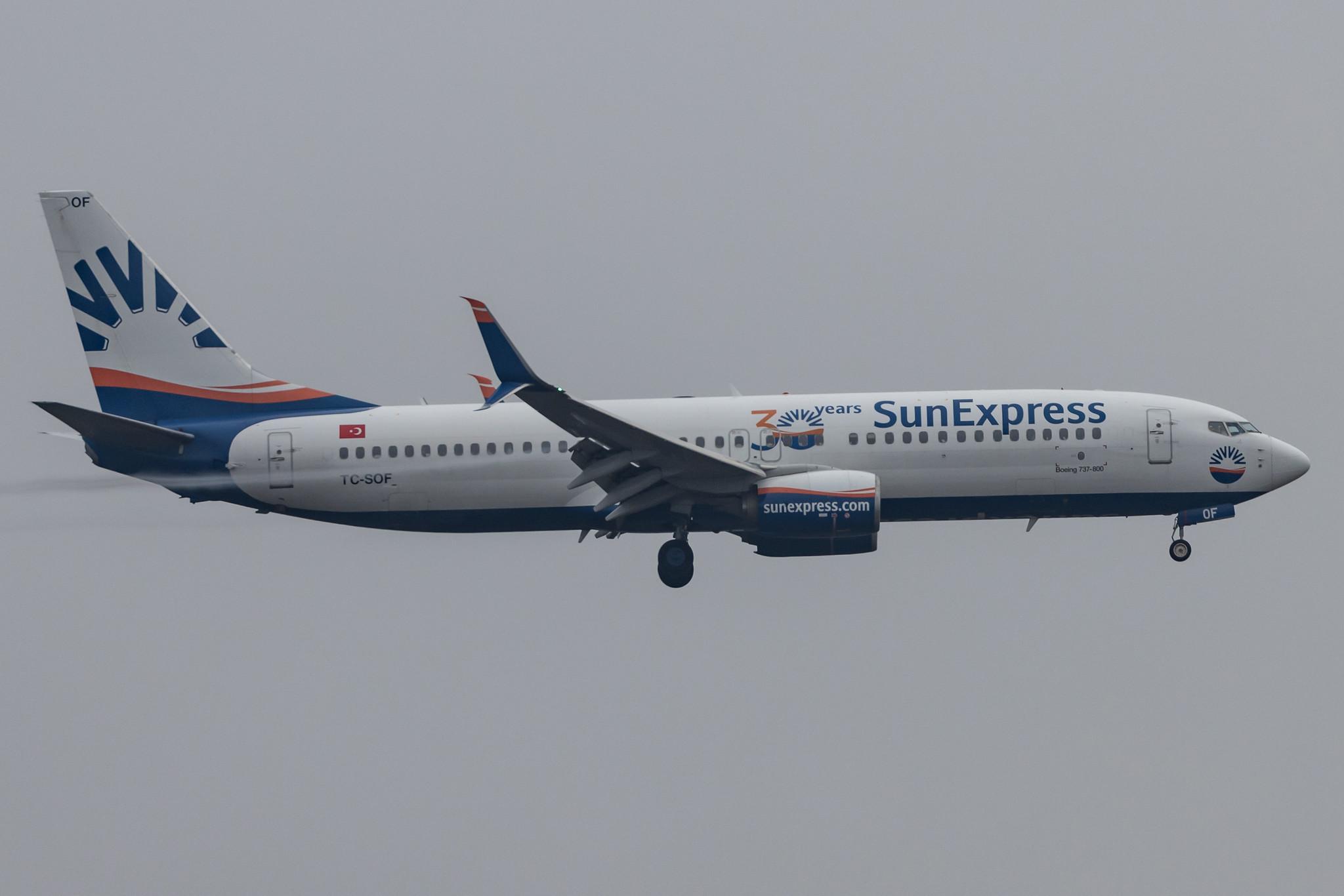 Frankfurt Airport: SunExpress (XQ / SXS) |  Boeing 737-8HC B738 | TC-SOF | MSN 61191