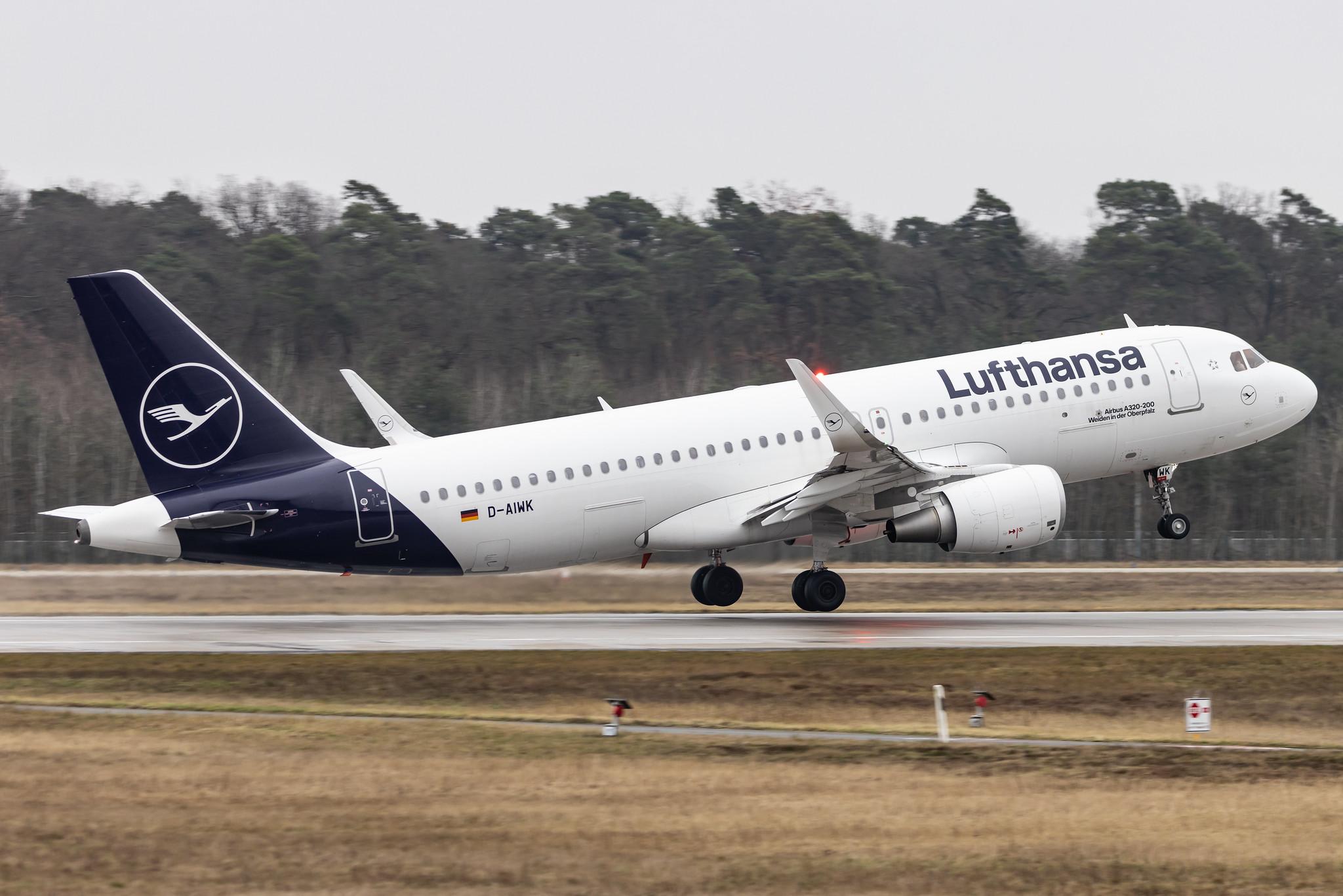 Frankfurt Airport: Lufthansa (LH / DLH) |  Airbus A320-214 A320 | D-AIWK | MSN 9058