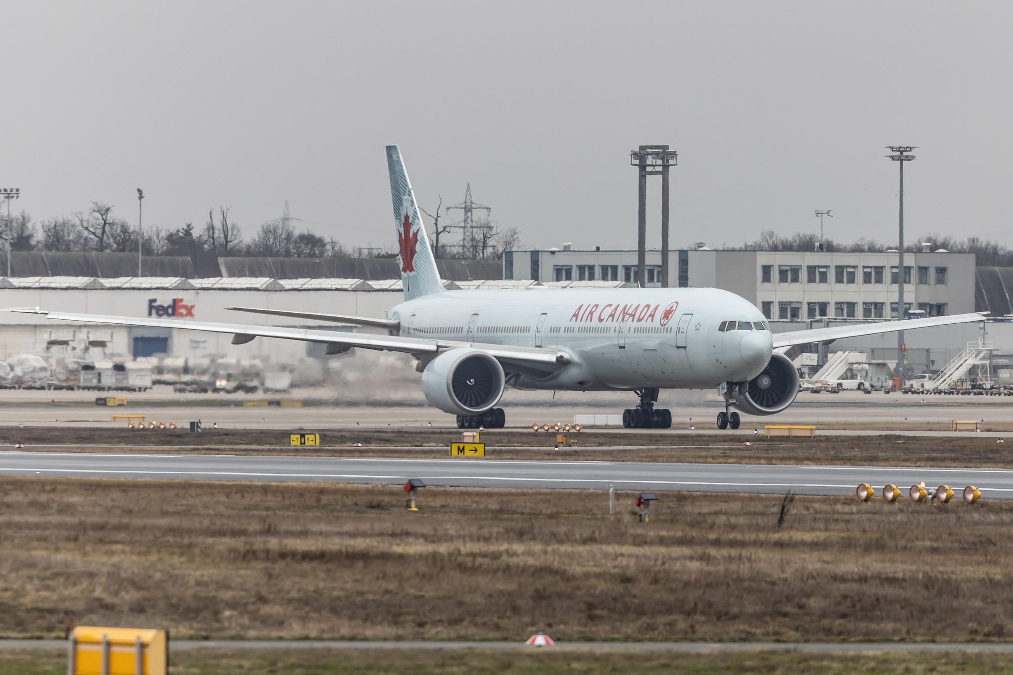 Frankfurt Airport: Air Canada (AC / ACA) |  Boeing 777-333(ER) B77W | C-FIVS | MSN 35784
