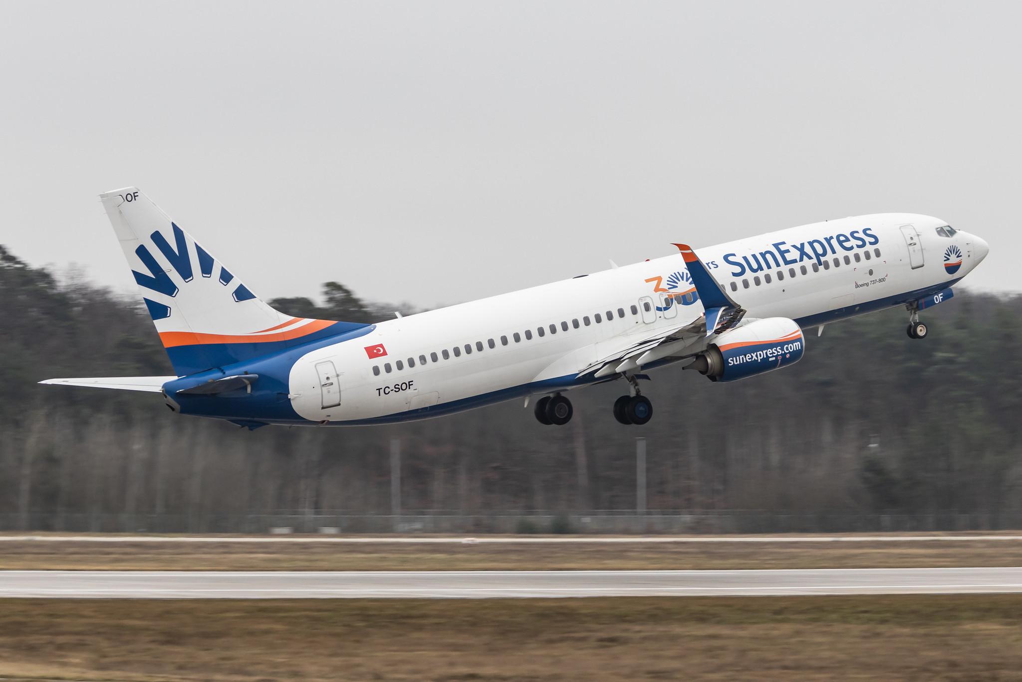 Frankfurt Airport: SunExpress (XQ / SXS) |  Boeing 737-8HC B738 | TC-SOF | MSN 61191