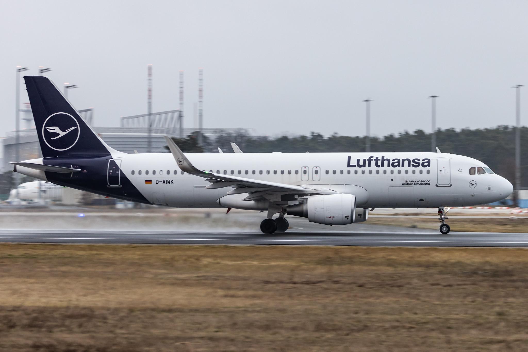 Frankfurt Airport: Lufthansa (LH / DLH) |  Airbus A320-214 A320 | D-AIWK | MSN 9058