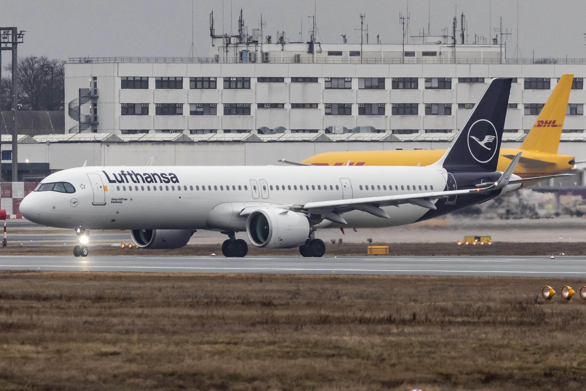 Frankfurt Airport: Lufthansa (LH / DLH) |  Airbus A321-271NX A21N | D-AIEK | MSN 10583