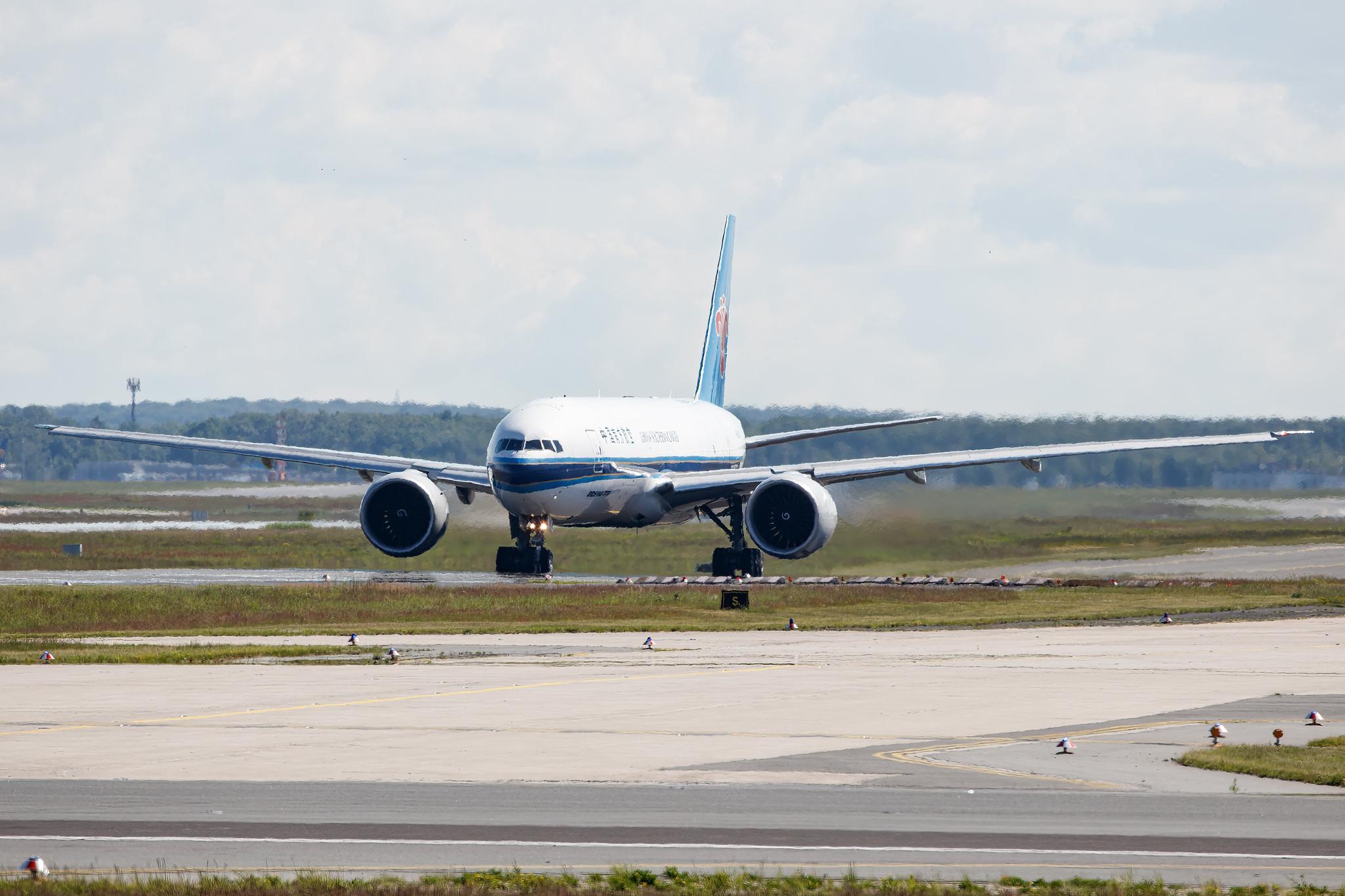 Frankfurt Airport: China Southern Cargo (CZ / CSN) | Operator: China Southern Airlines |  Boeing 777-F1B B77L | B-2010 | MSN 41634