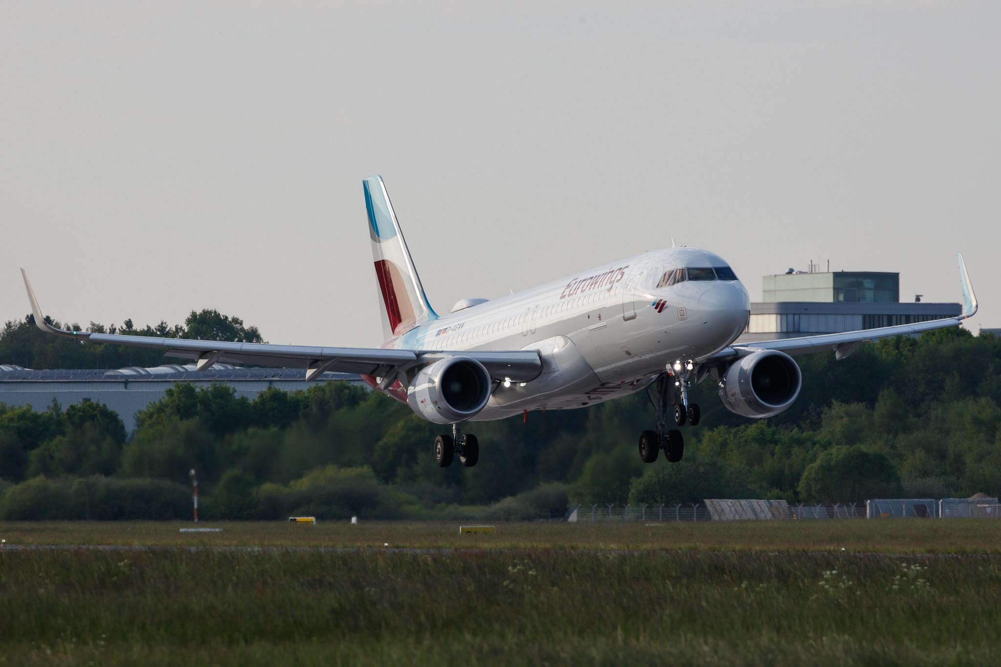 Hamburg Airport: Eurowings (EW / EWG) |  Airbus A320-214 A320 | D-AEWW | MSN 7615