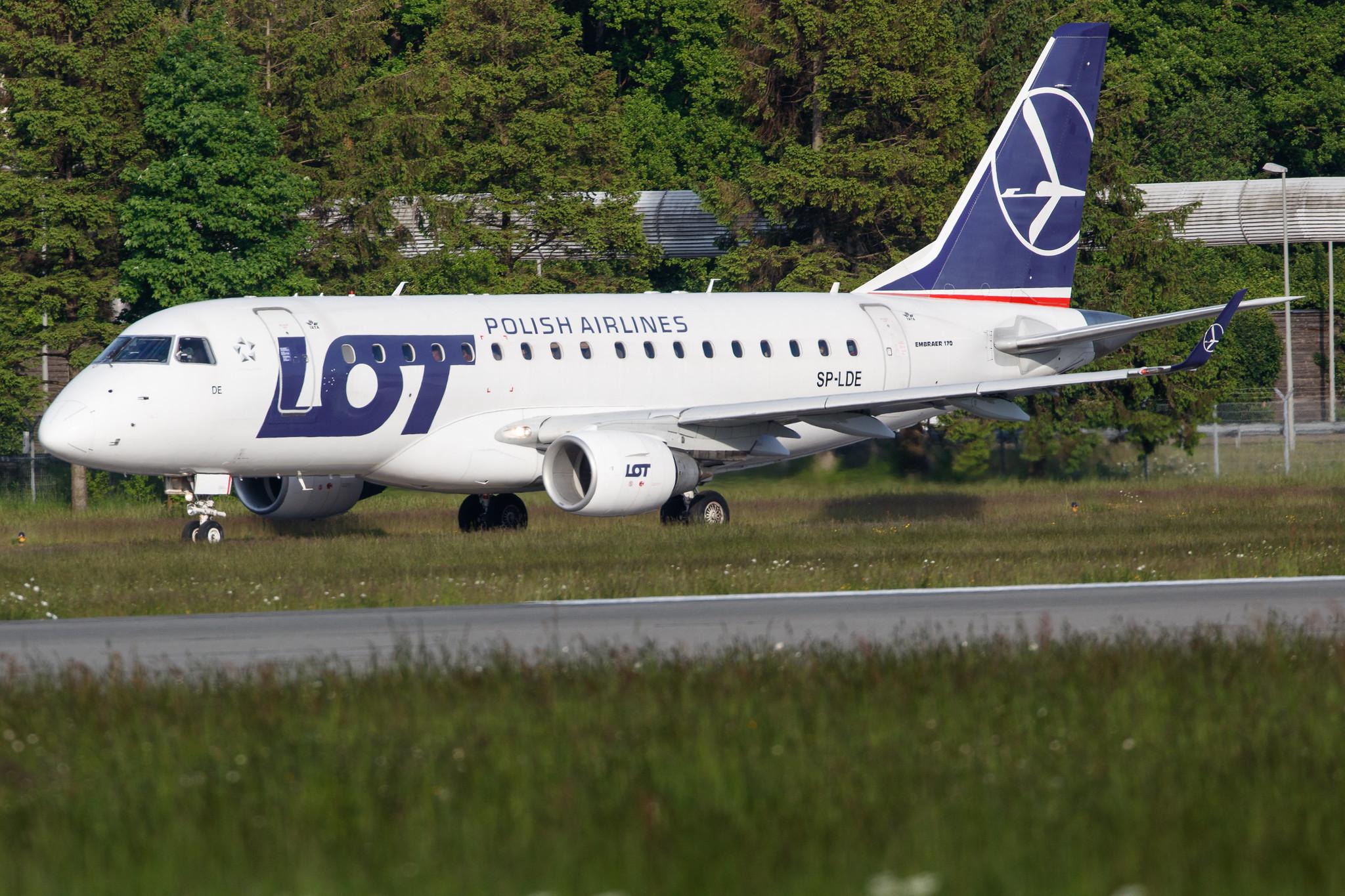 Hamburg Airport: LOT (LO / LOT) |  Embraer E170STD E170 | SP-LDE | MSN 17000029