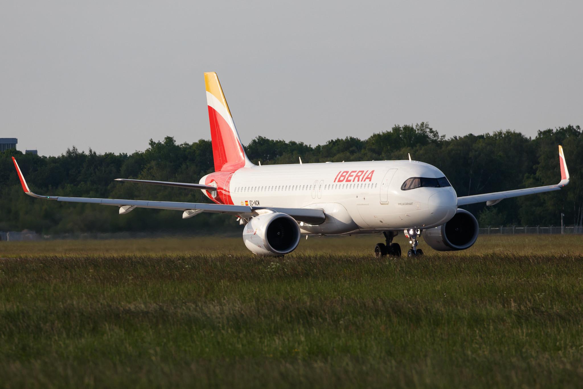 Hamburg Airport: Iberia (IB / IBE) |  Airbus A320-251N A20N | EC-NCM | MSN 8781